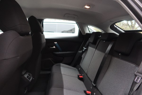 CITROEN C4 Electric Swiss Ed.-image-7
