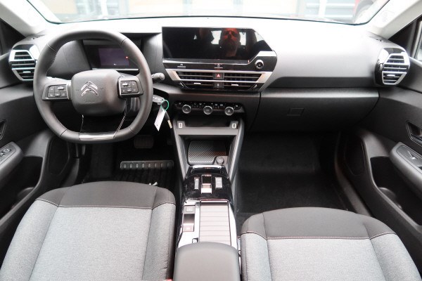 CITROEN C4 Electric Swiss Ed.-image-9
