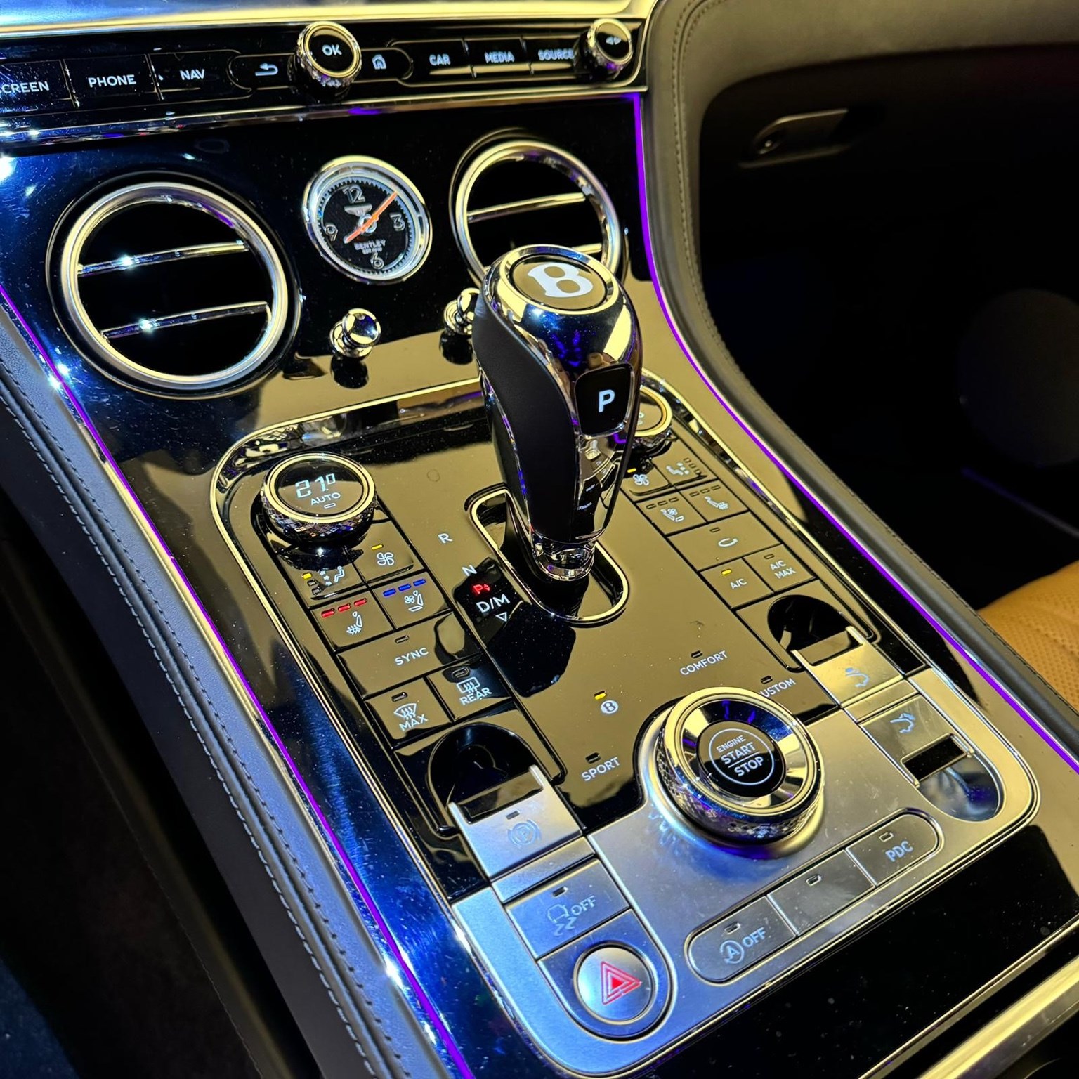 BENTLEY Continental GT 6.0 W12-image-9