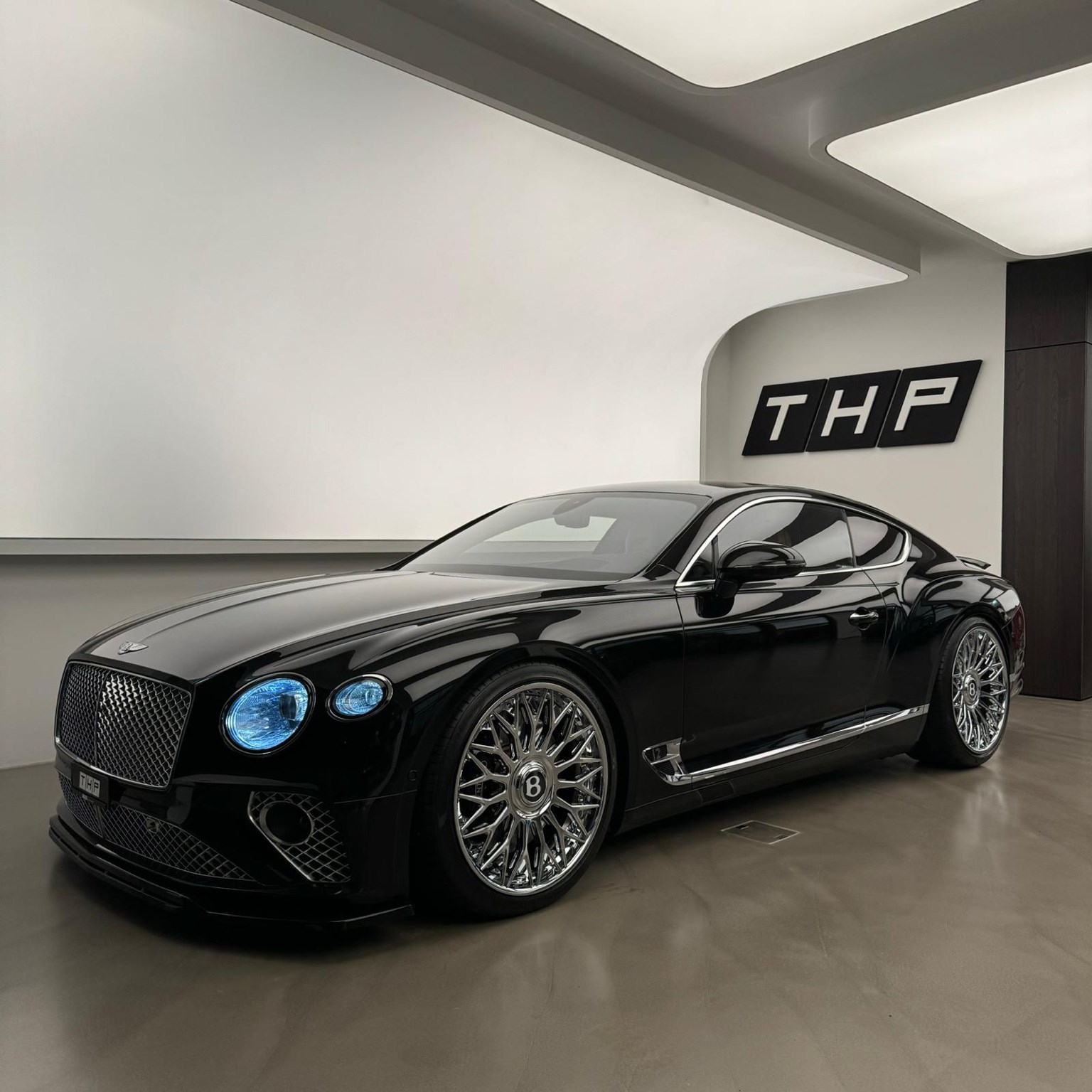 BENTLEY Continental GT 6.0 W12-image-0
