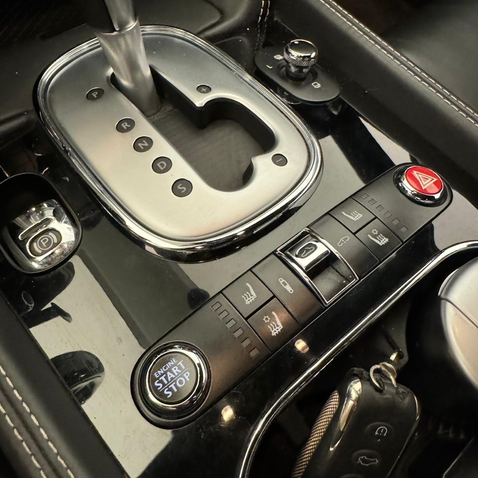 BENTLEY Continental GTC 4.0 V8 Aero Package-image-12