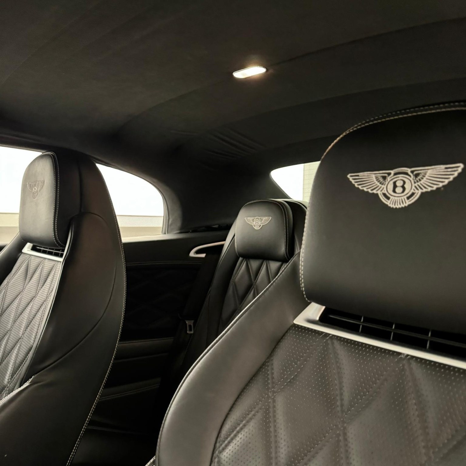 BENTLEY Continental GTC 4.0 V8 Aero Package-image-8