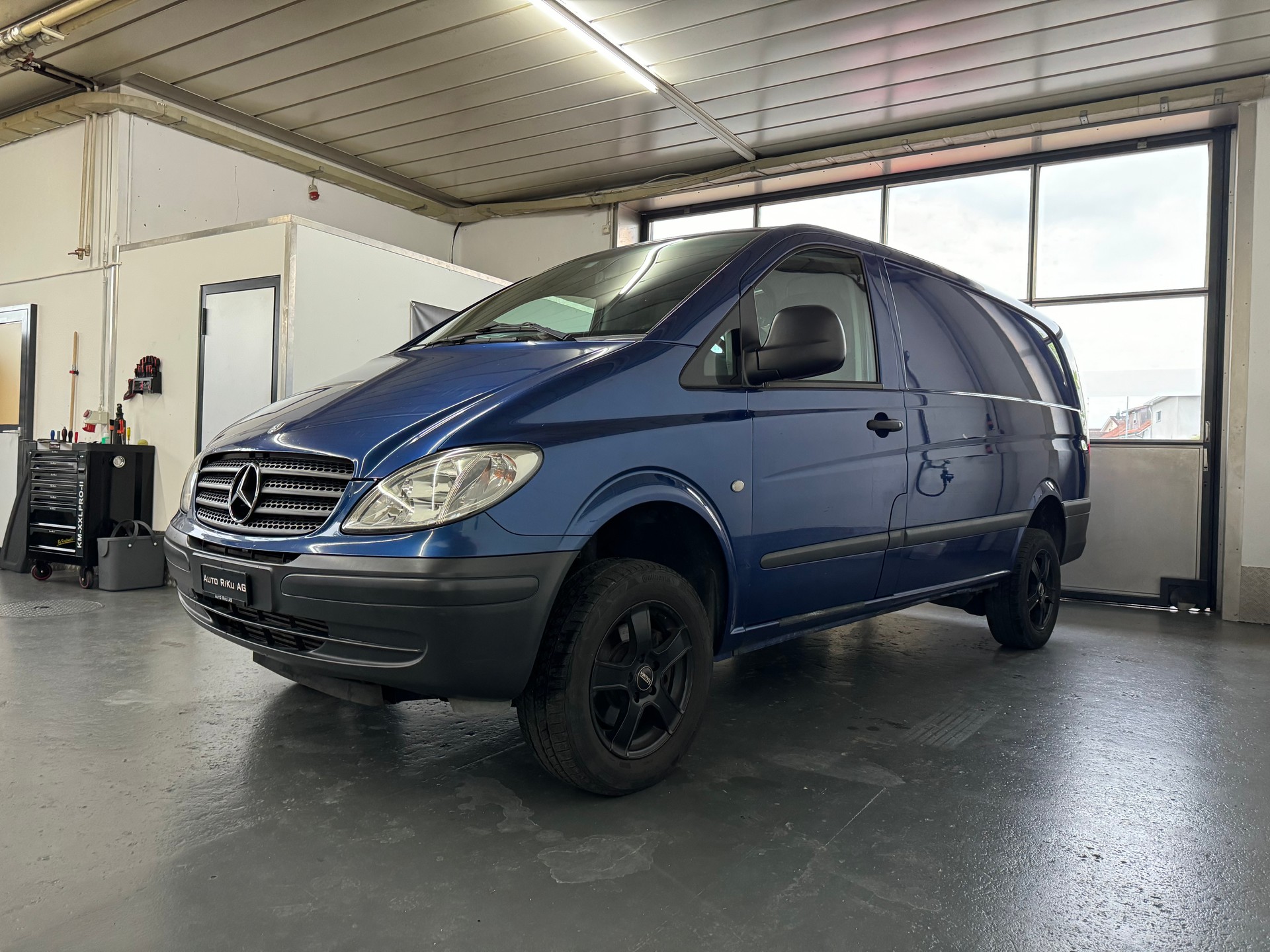 MERCEDES-BENZ Vito 115 CDI EL-image-4
