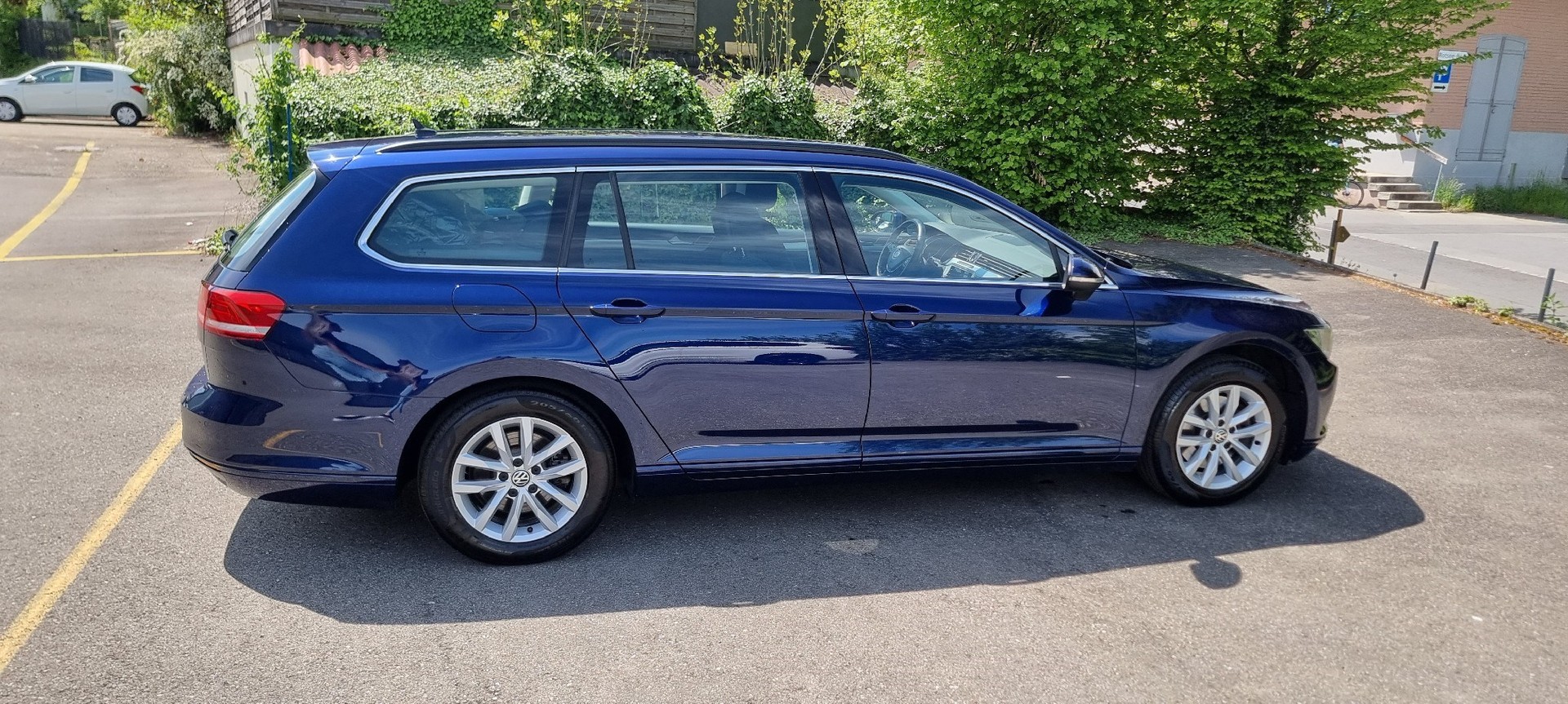 VW Passat Variant 2.0 TDI BMT Comfortline DSG-image-3