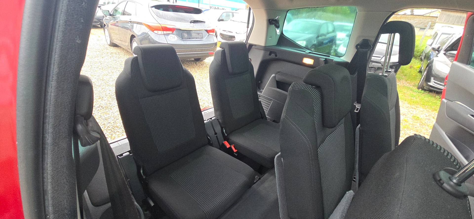 PEUGEOT 5008 1.6 16V T Sport Pack-image-12