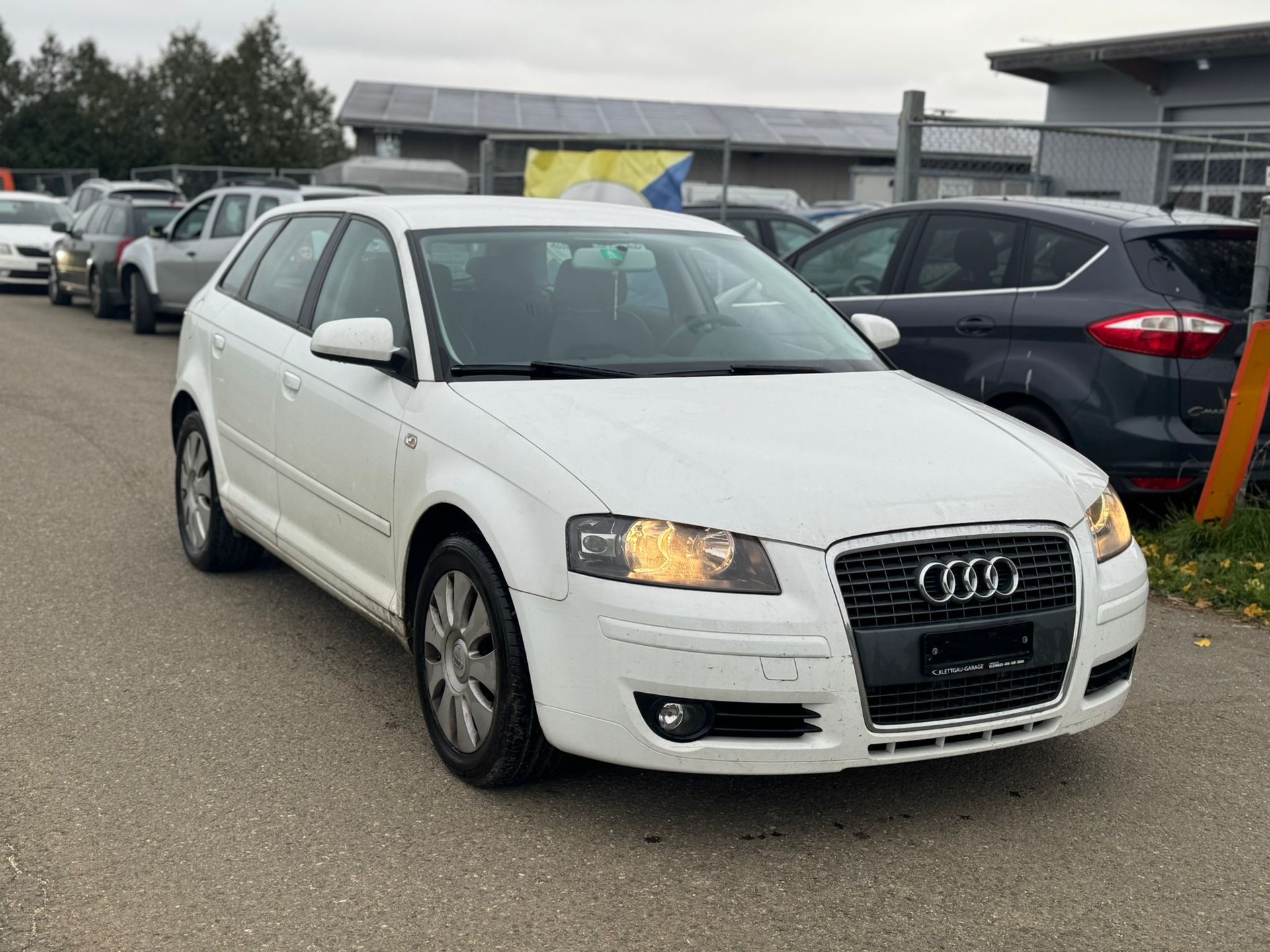 AUDI A3 Sportback 1.8 Turbo FSI Attraction-image-1