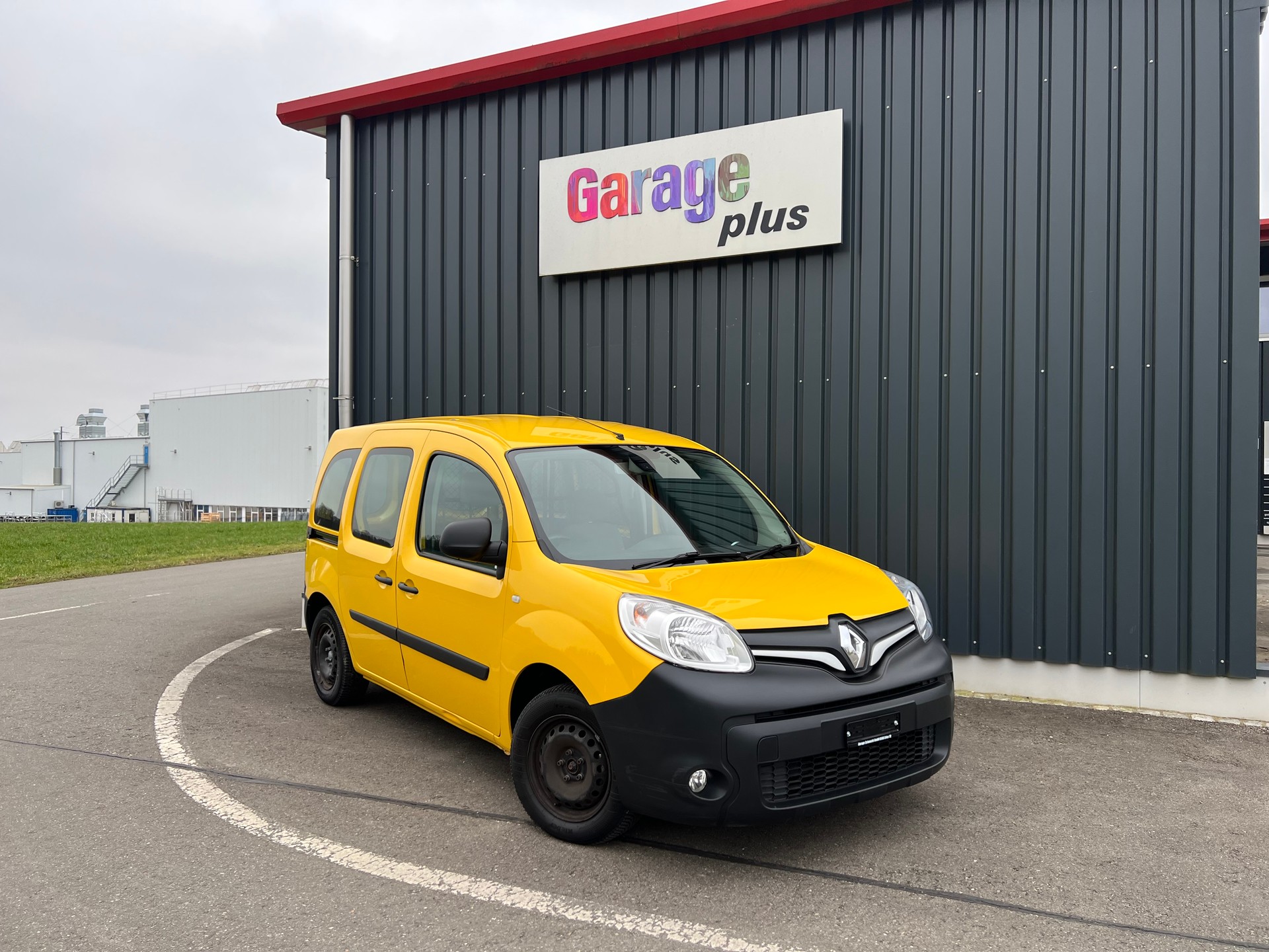 RENAULT Kangoo Medium TCe 115 Business A-image-3