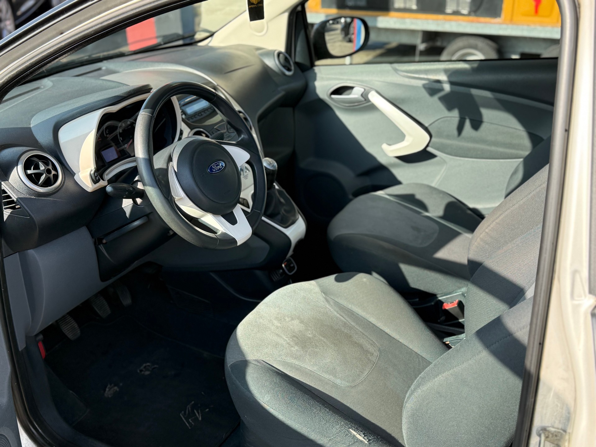 FORD KA 1.25 Ambiente-image-7