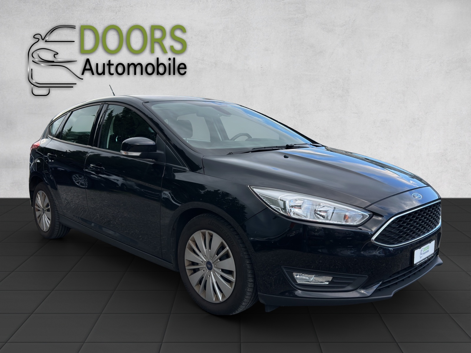 FORD Focus 1.0 SCTi Titanium-image-0