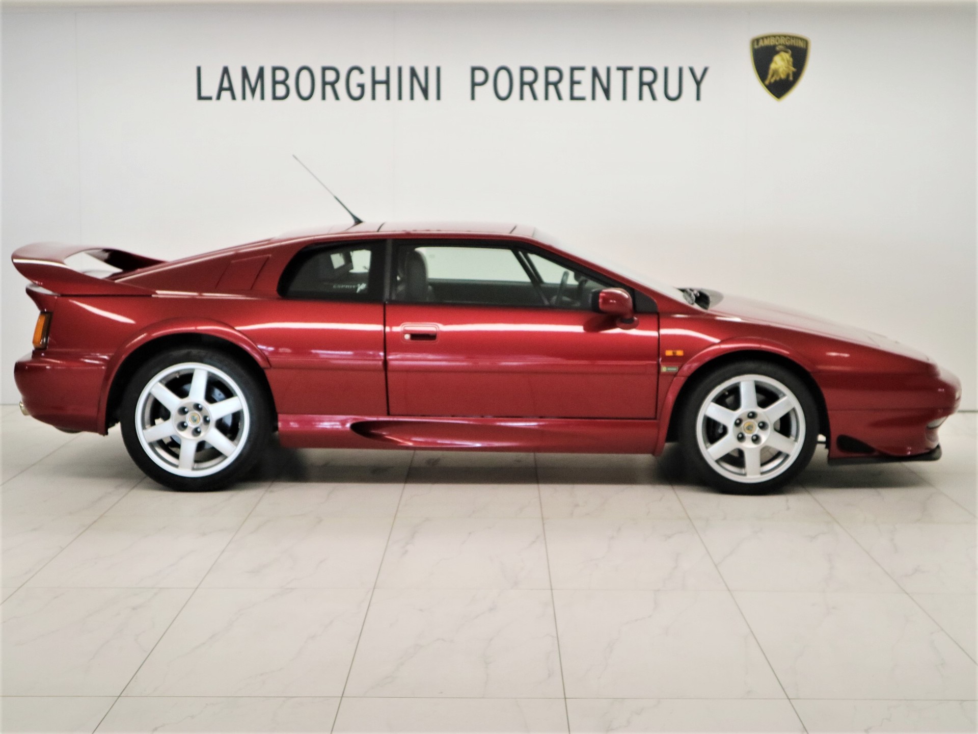 LOTUS Esprit 3.5 V8 GT-image-1