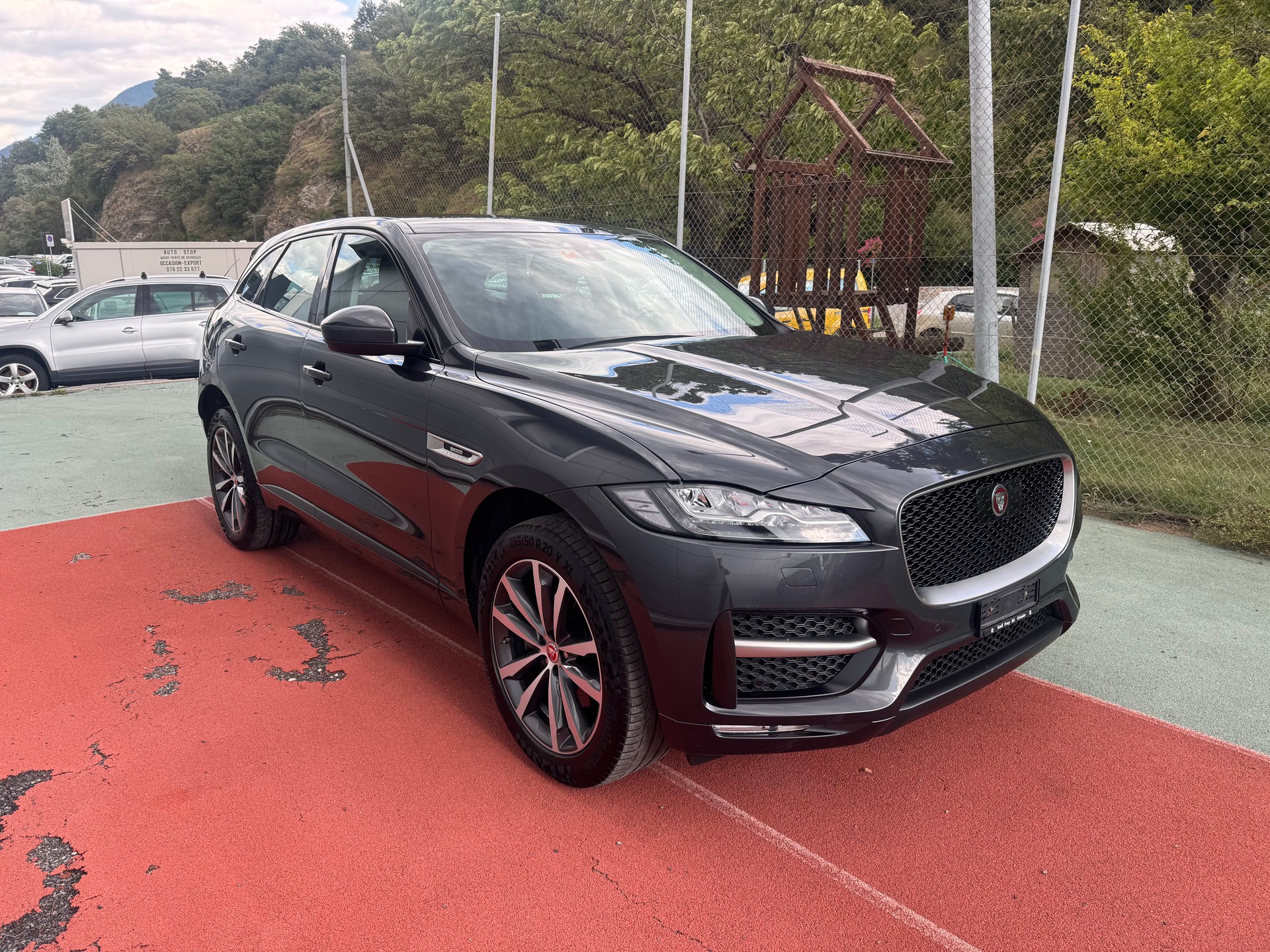 JAGUAR F-Pace 3.0 V6 Pure AWD Automatik