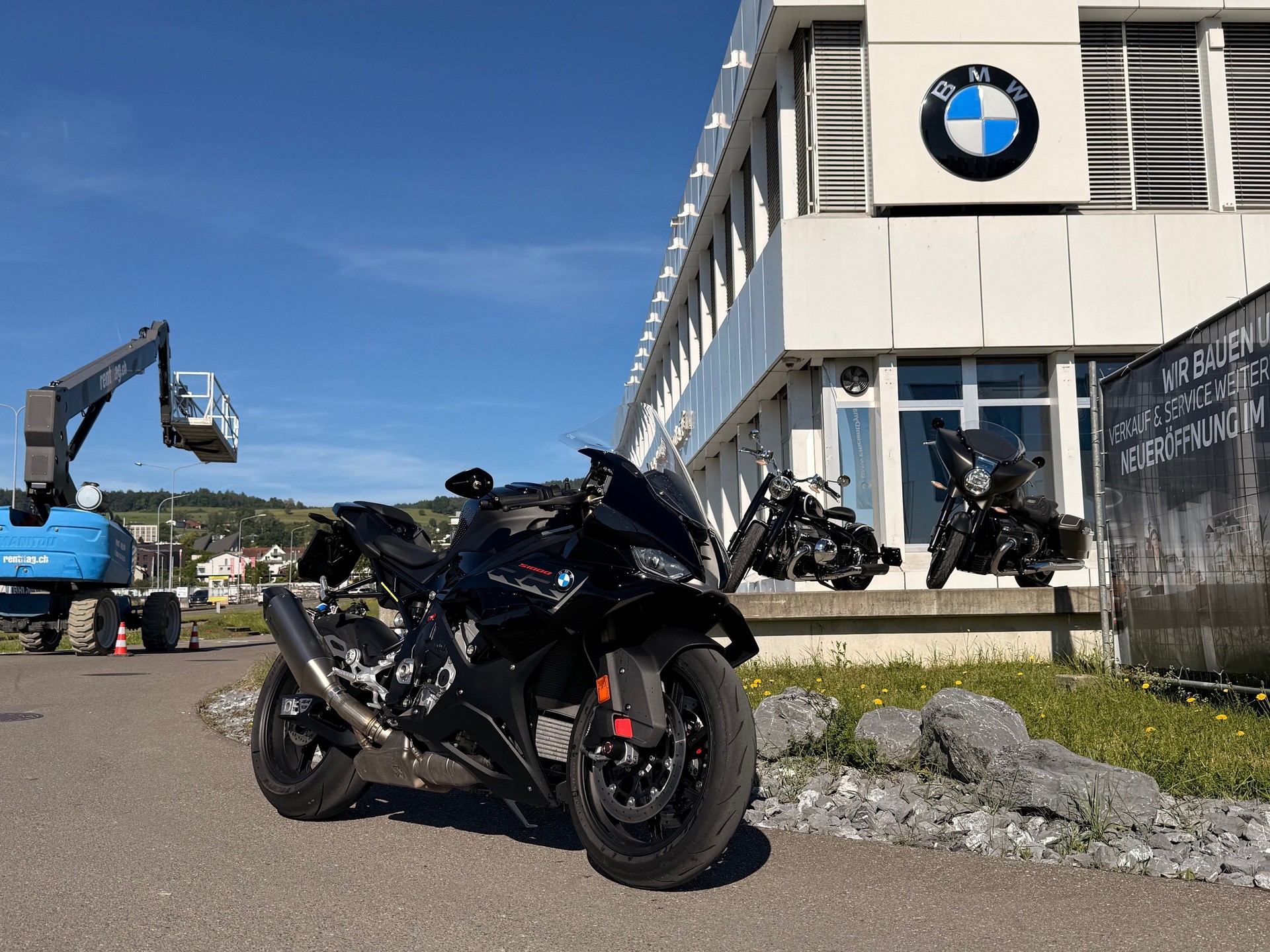 BMW S 1000 RR-showroom-element-2
