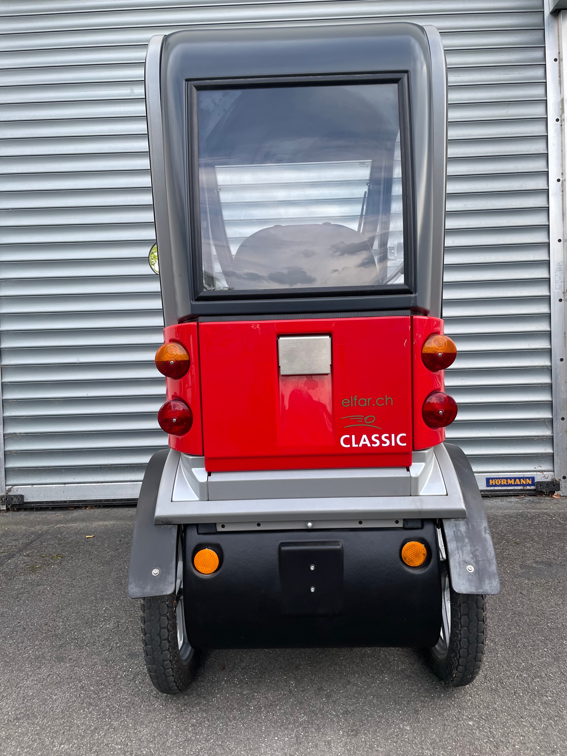 KYBURZ Classic Plus-showroom-element-3
