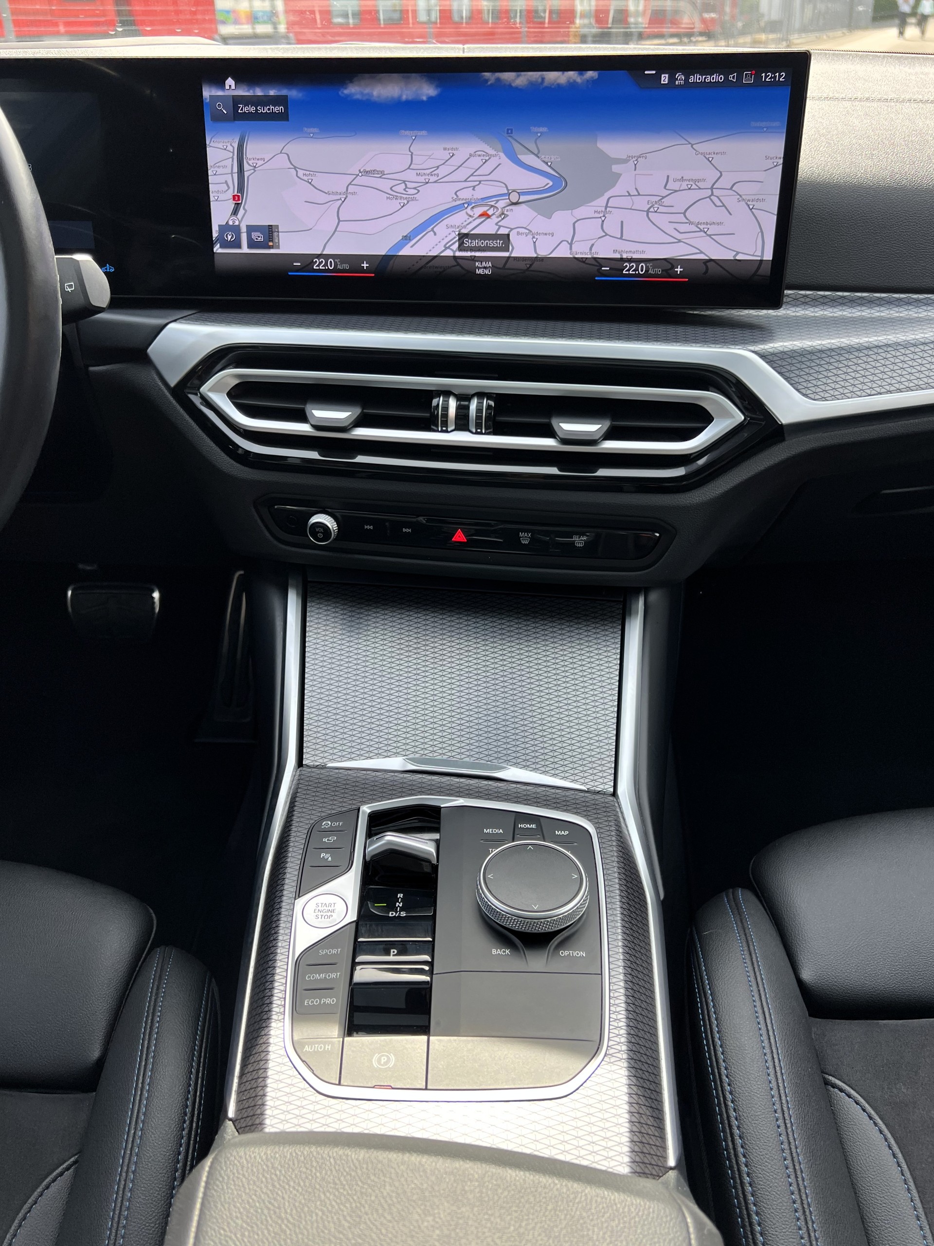 BMW M340d xDrive 48V Touring *Facelift* M Sport Pro-image-24