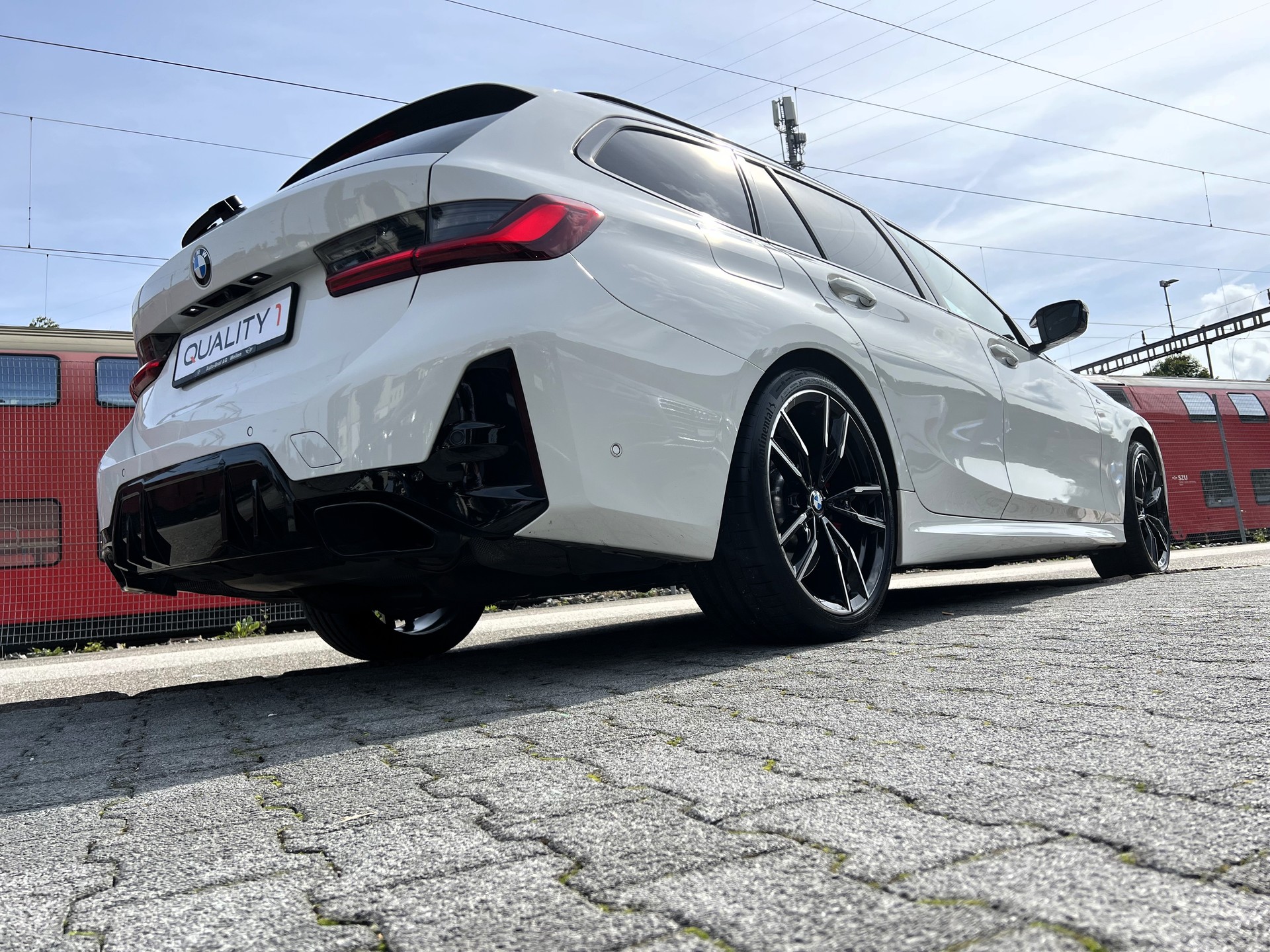 BMW M340d xDrive 48V Touring *Facelift* M Sport Pro-image-9