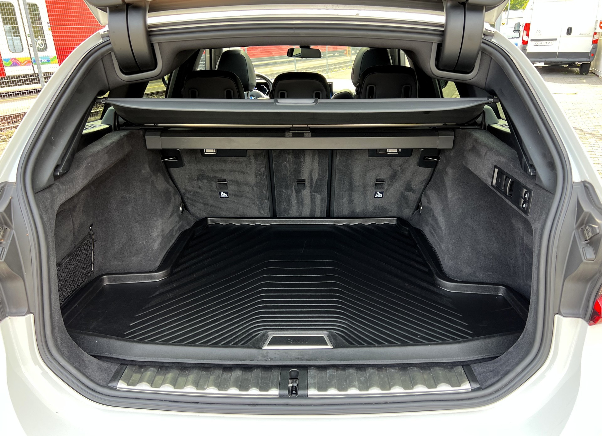 BMW M340d xDrive 48V Touring *Facelift* M Sport Pro-image-12