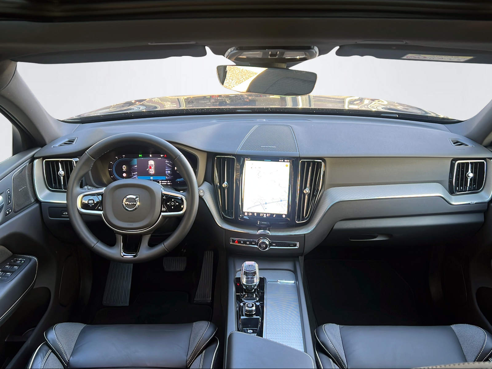 VOLVO XC60 2.0 T8 TE Plus Dark eAWD-image-11
