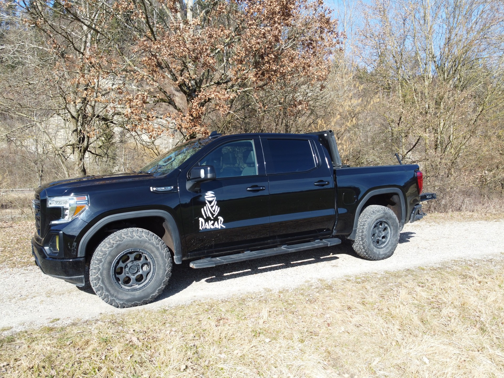 GMC 1500 AT4 V8 5,3L Modell 2019-image-1