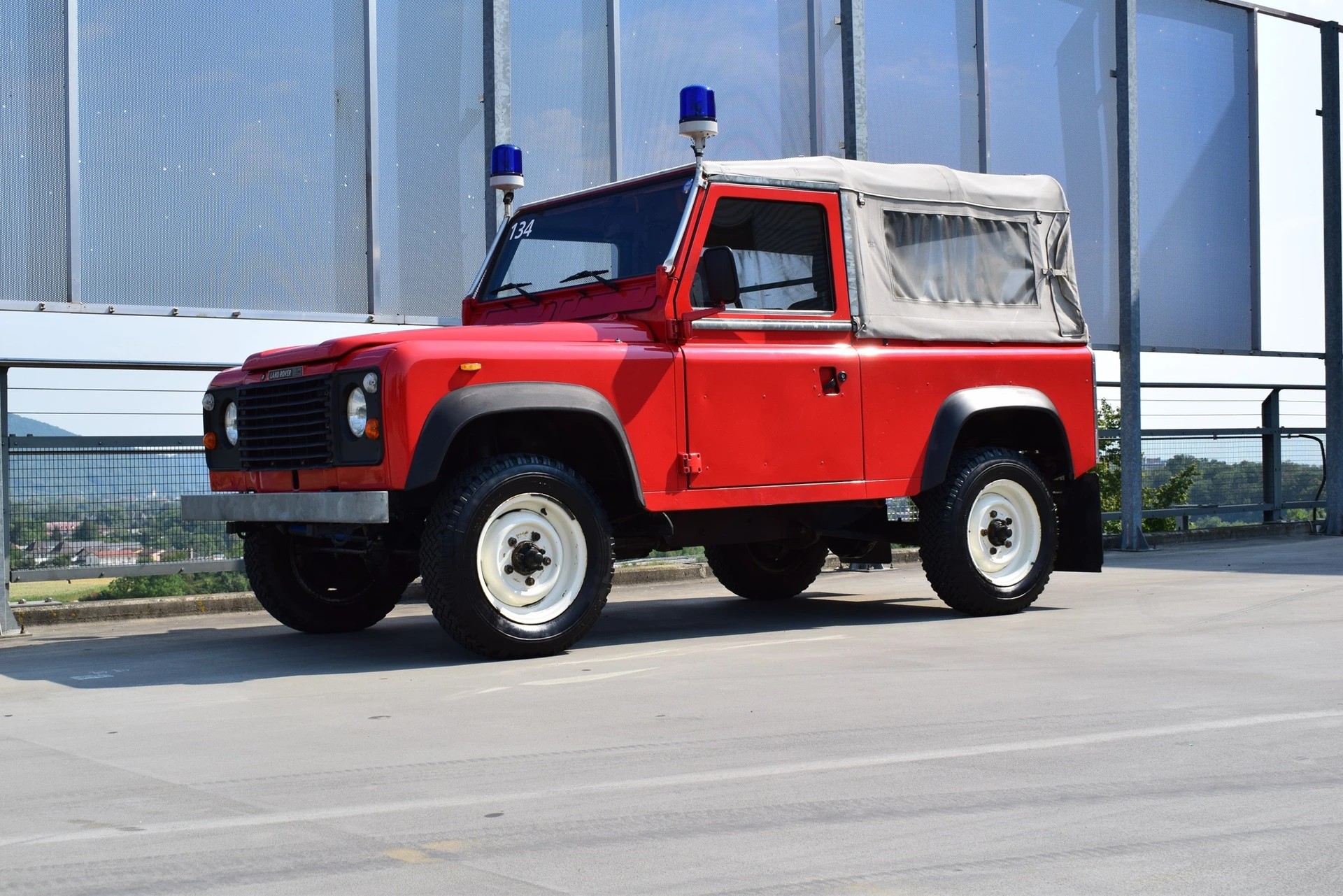 LAND ROVER 90 2.3 STATION WAGON l 75 PS-image-8