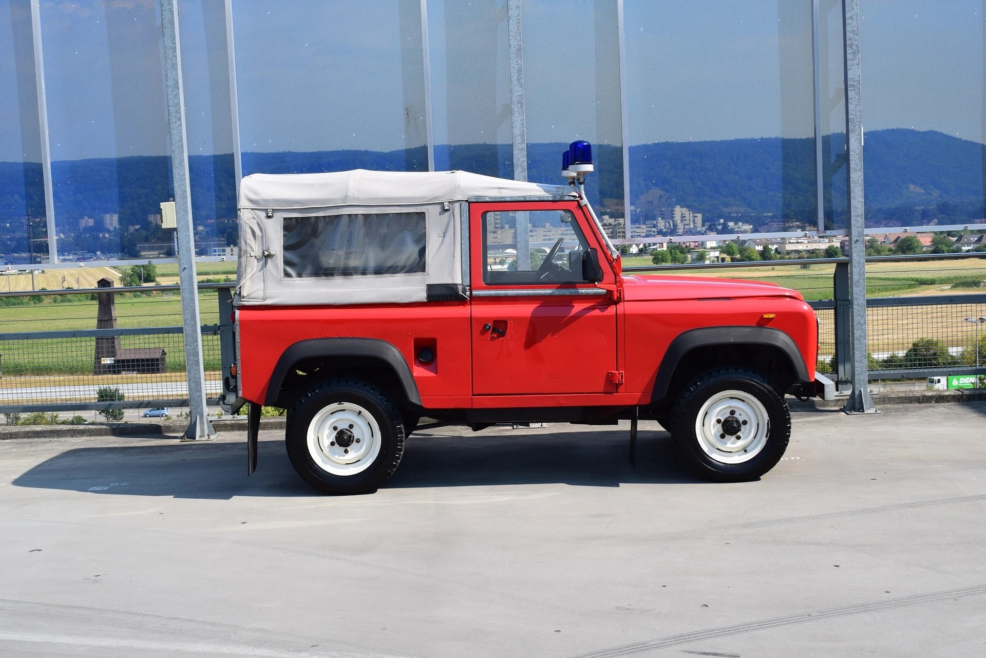 LAND ROVER 90 2.3 STATION WAGON l 75 PS-image-6