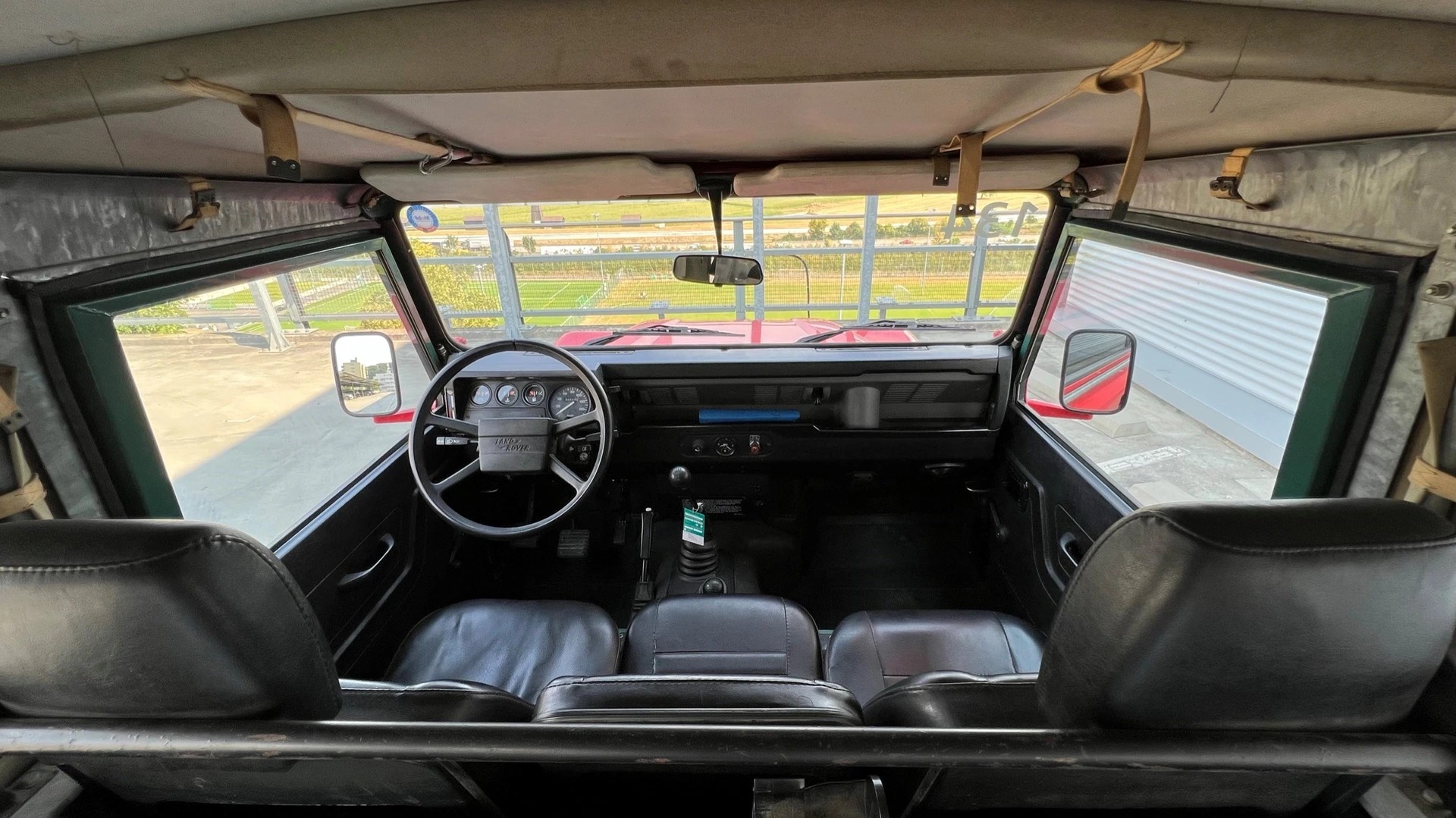 LAND ROVER 90 2.3 STATION WAGON l 75 PS-image-23