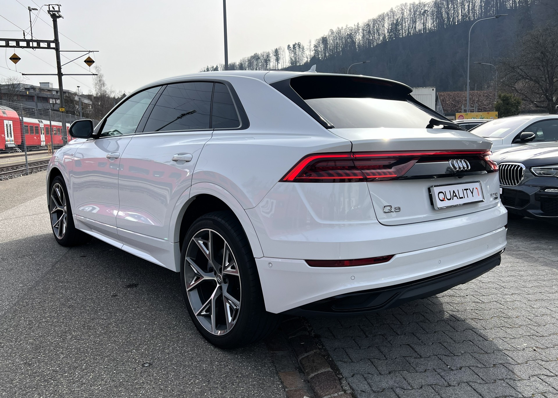 AUDI Q8 50 TDI quattro tiptronic-showroom-element-2