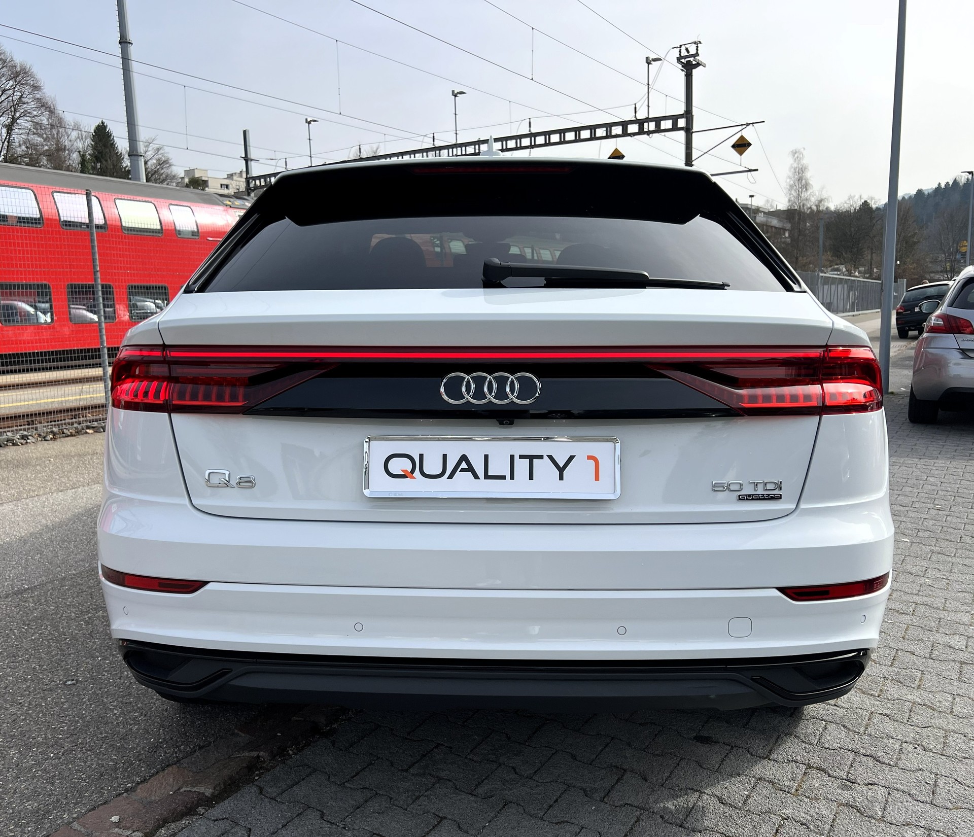 AUDI Q8 50 TDI quattro tiptronic-showroom-element-3