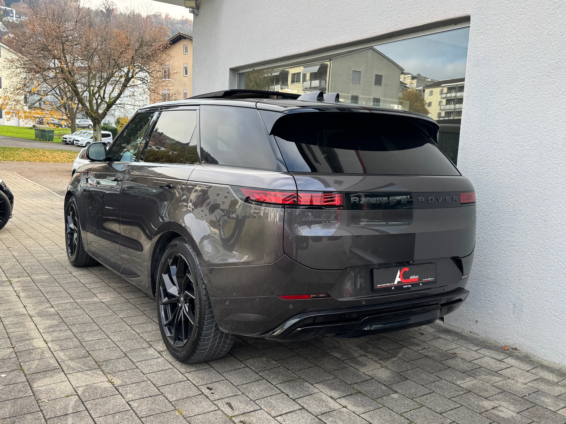 LAND ROVER Sport D350 3.0D I6 MHEV Autobiography Automatic-image-2