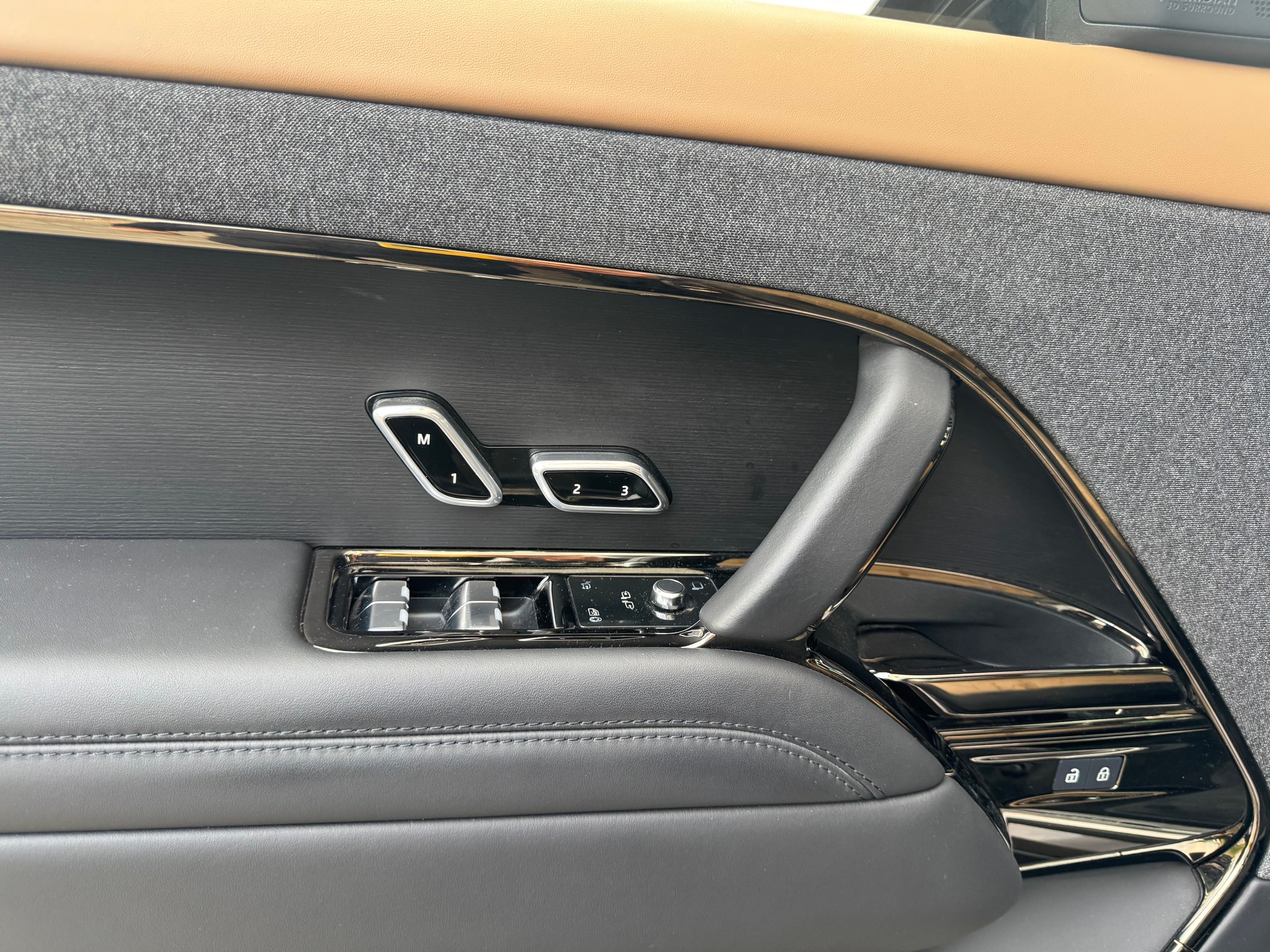 LAND ROVER Sport D350 3.0D I6 MHEV Autobiography Automatic-image-8