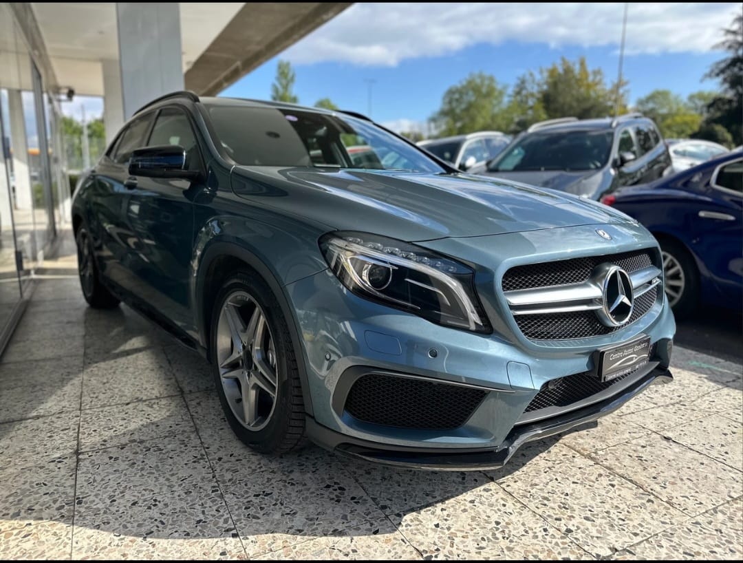 MERCEDES-BENZ GLA 45 AMG 4Matic 7G-DCT-image-4