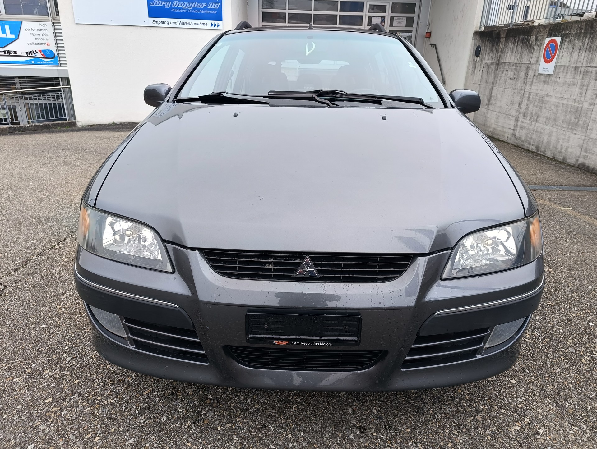 MITSUBISHI Space Star 1.8 16V Premium-image-1