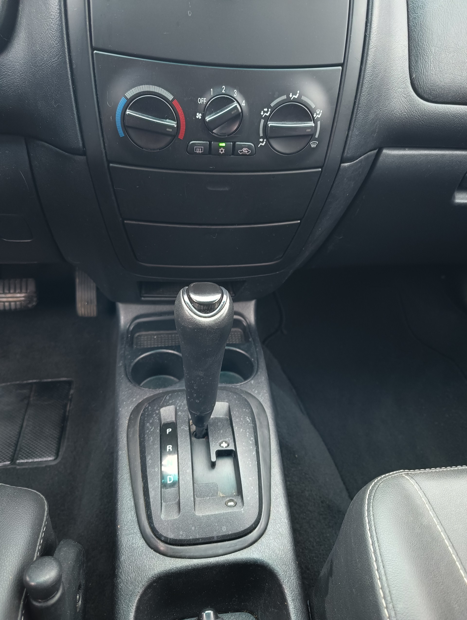 MITSUBISHI Space Star 1.8 16V Premium-image-12