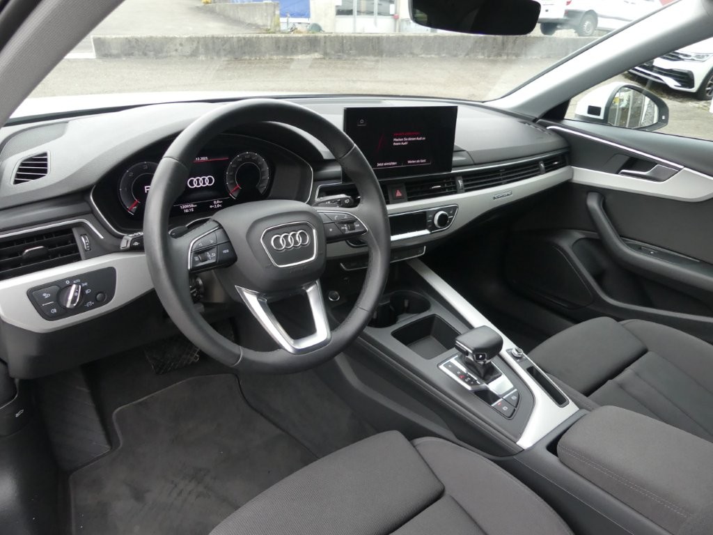 AUDI A4 Avant 40 TDI Attraction quattro S-tronic-image-6