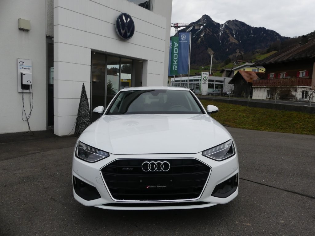 AUDI A4 Avant 40 TDI Attraction quattro S-tronic-image-5