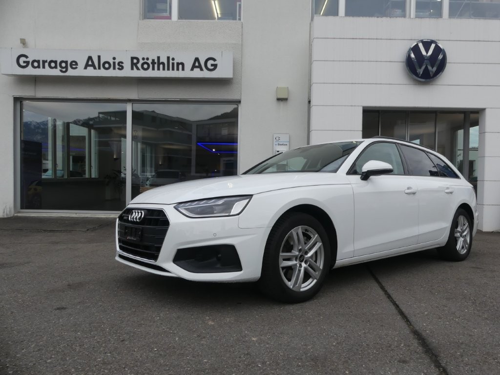 AUDI A4 Avant 40 TDI Attraction quattro S-tronic-image-0