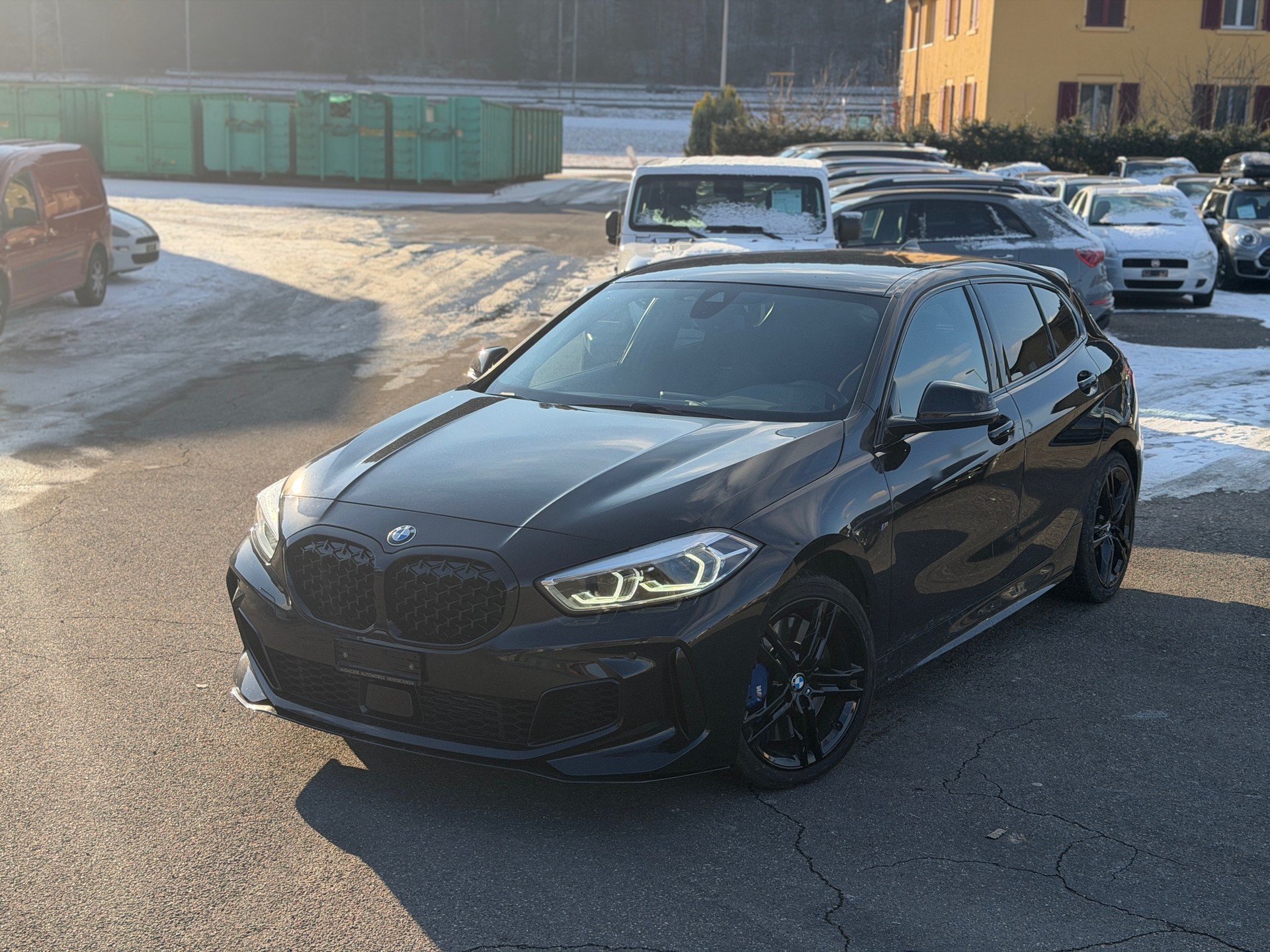 BMW M135i xDrive Steptronic-image-11