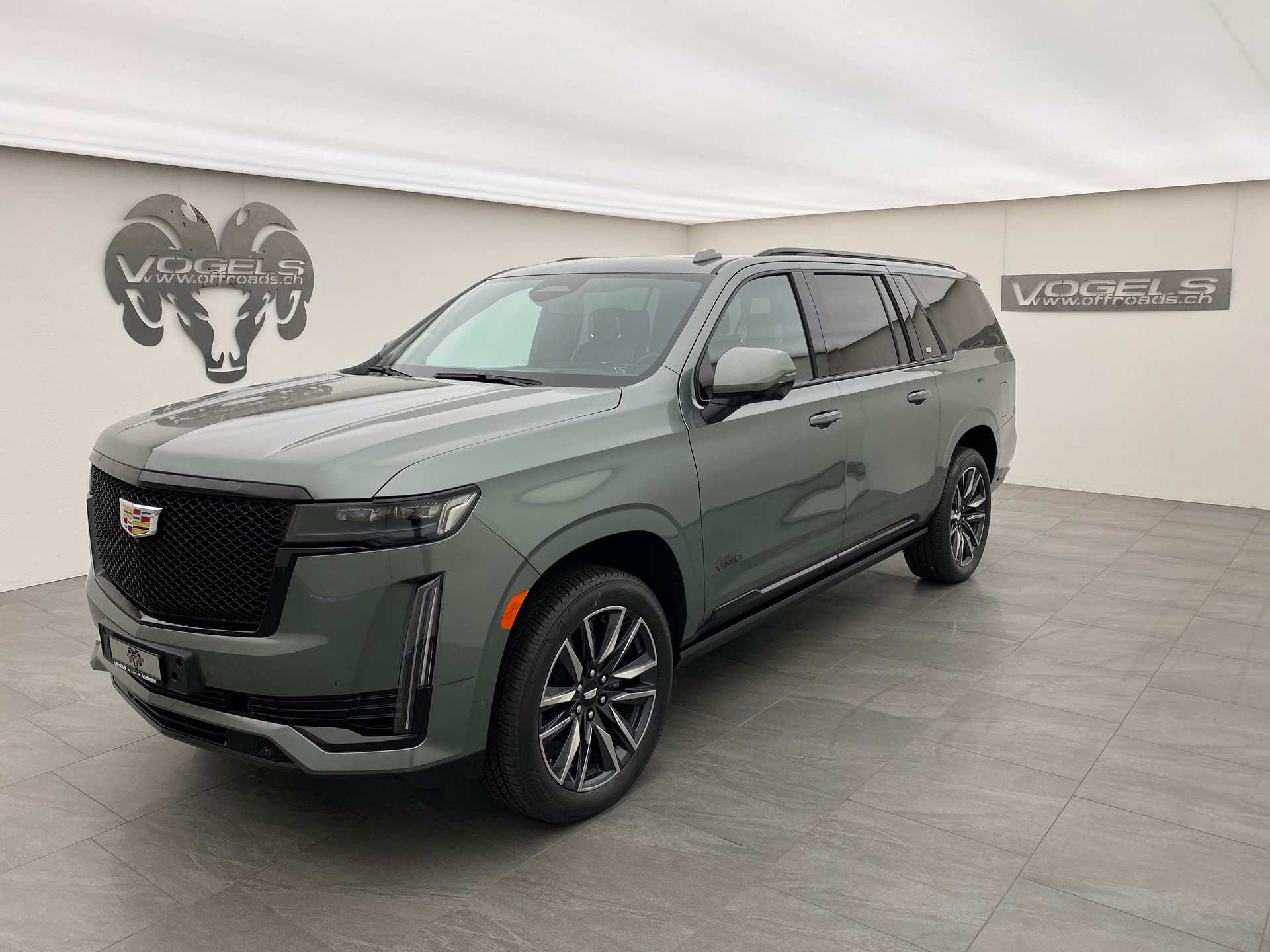 CADILLAC Escalade 6.2 ESV Platinum Sport AWD