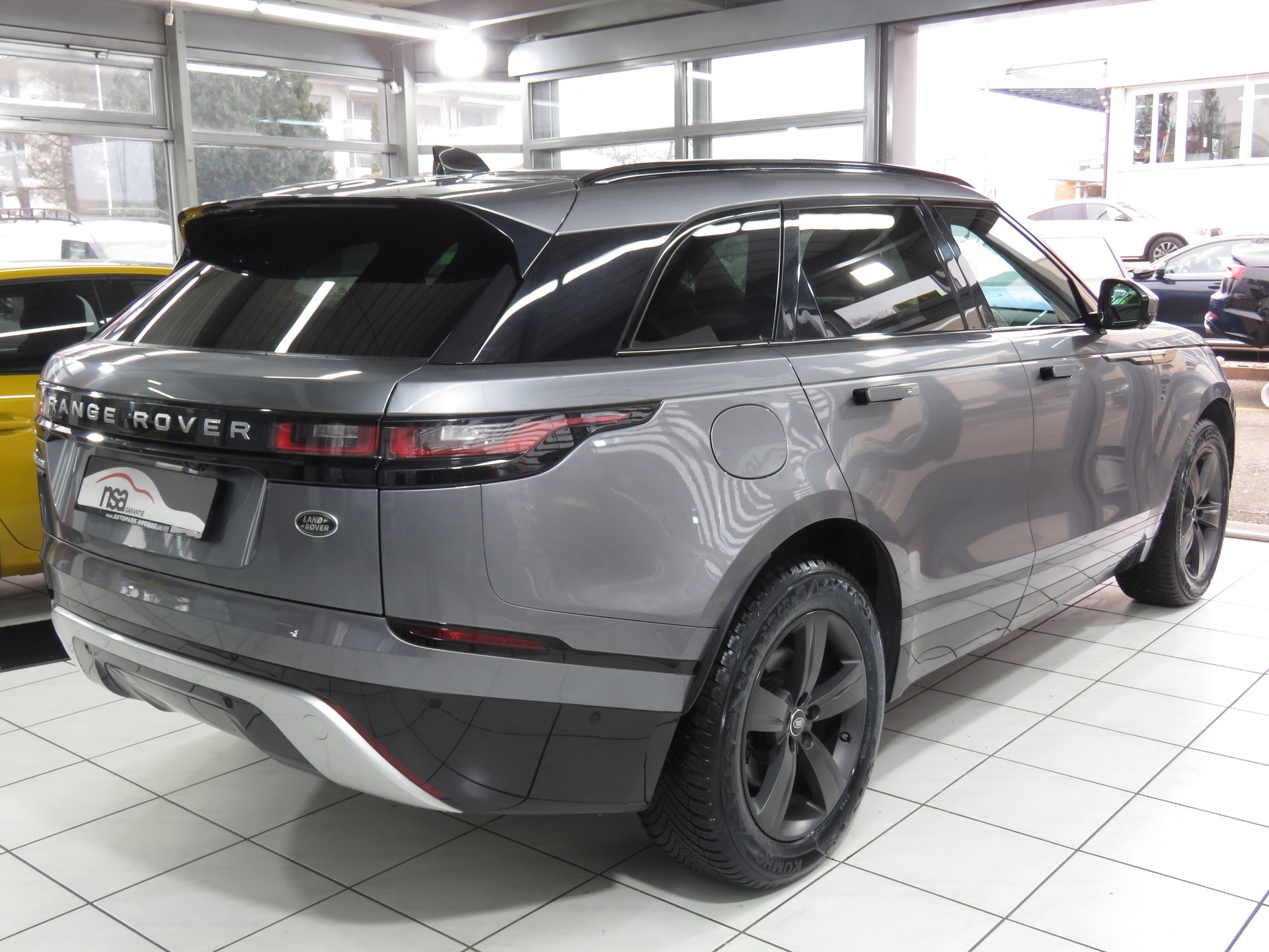 LAND ROVER Range Rover Velar P 250 S Automat-image-3