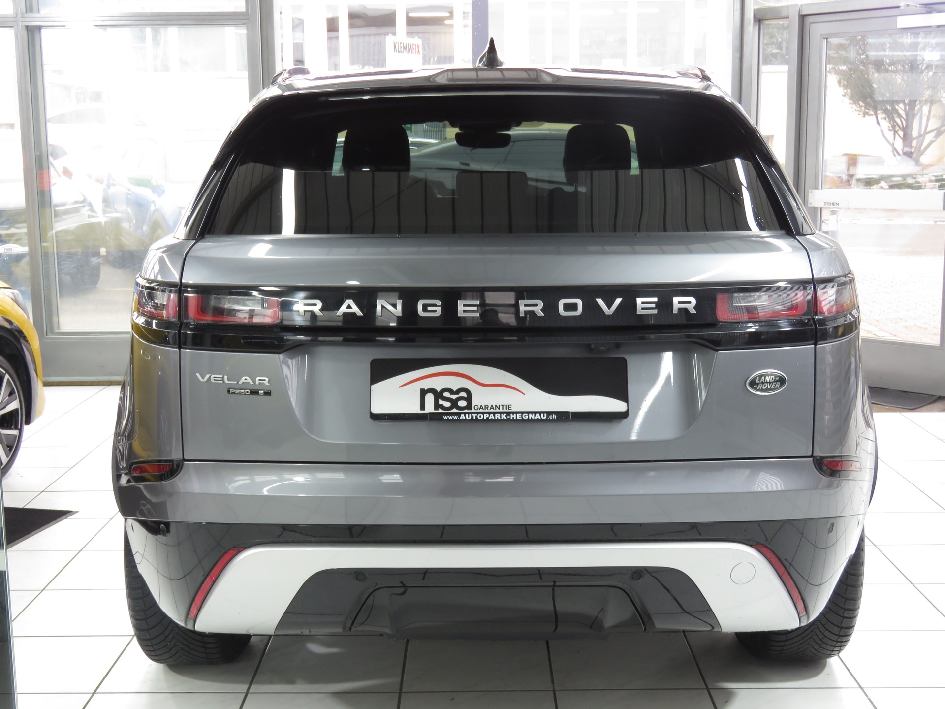 LAND ROVER Range Rover Velar P 250 S Automat-image-4