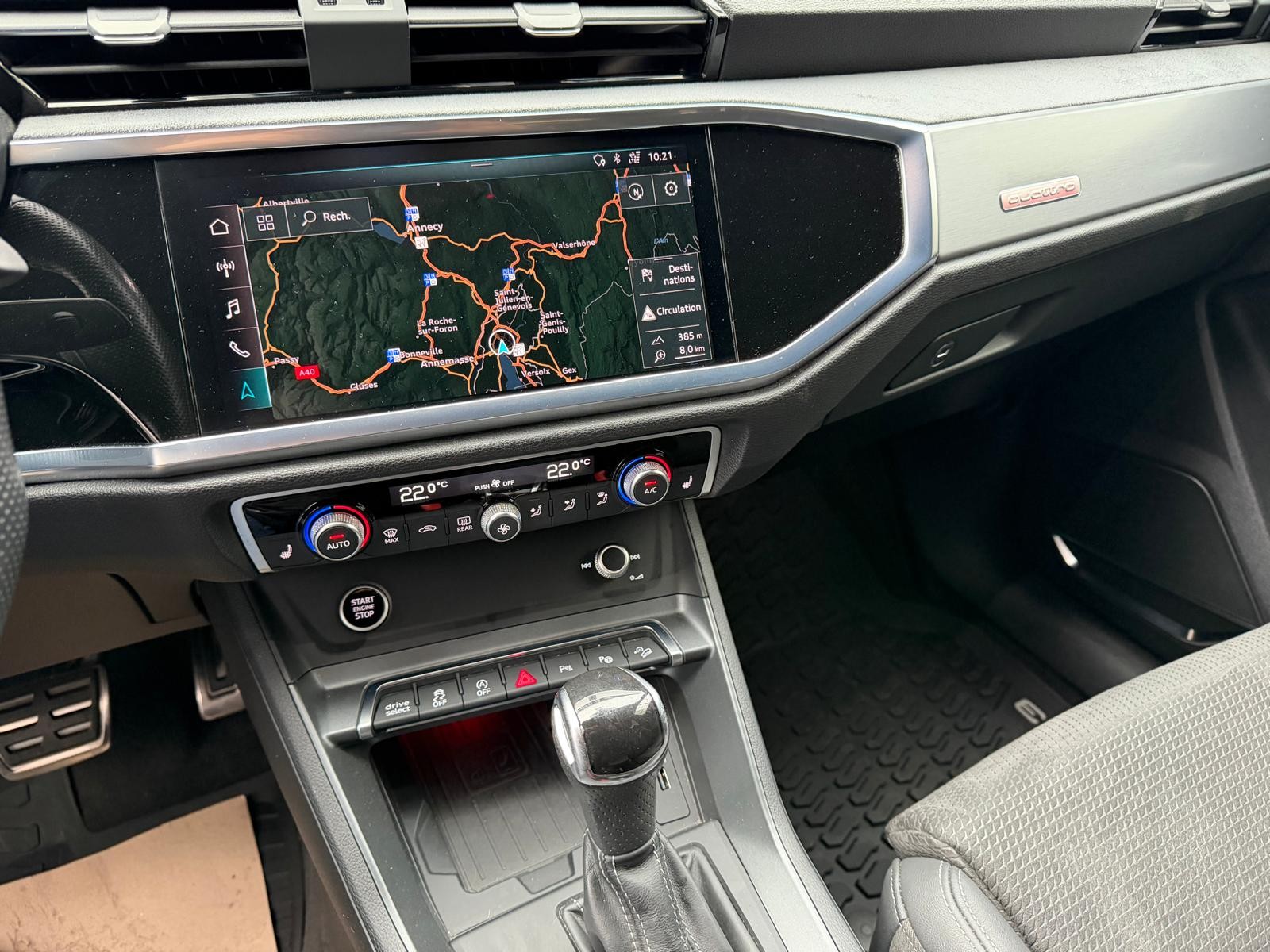 AUDI Q3 Sportback 45 TFSI S line quattro S-tronic-image-7