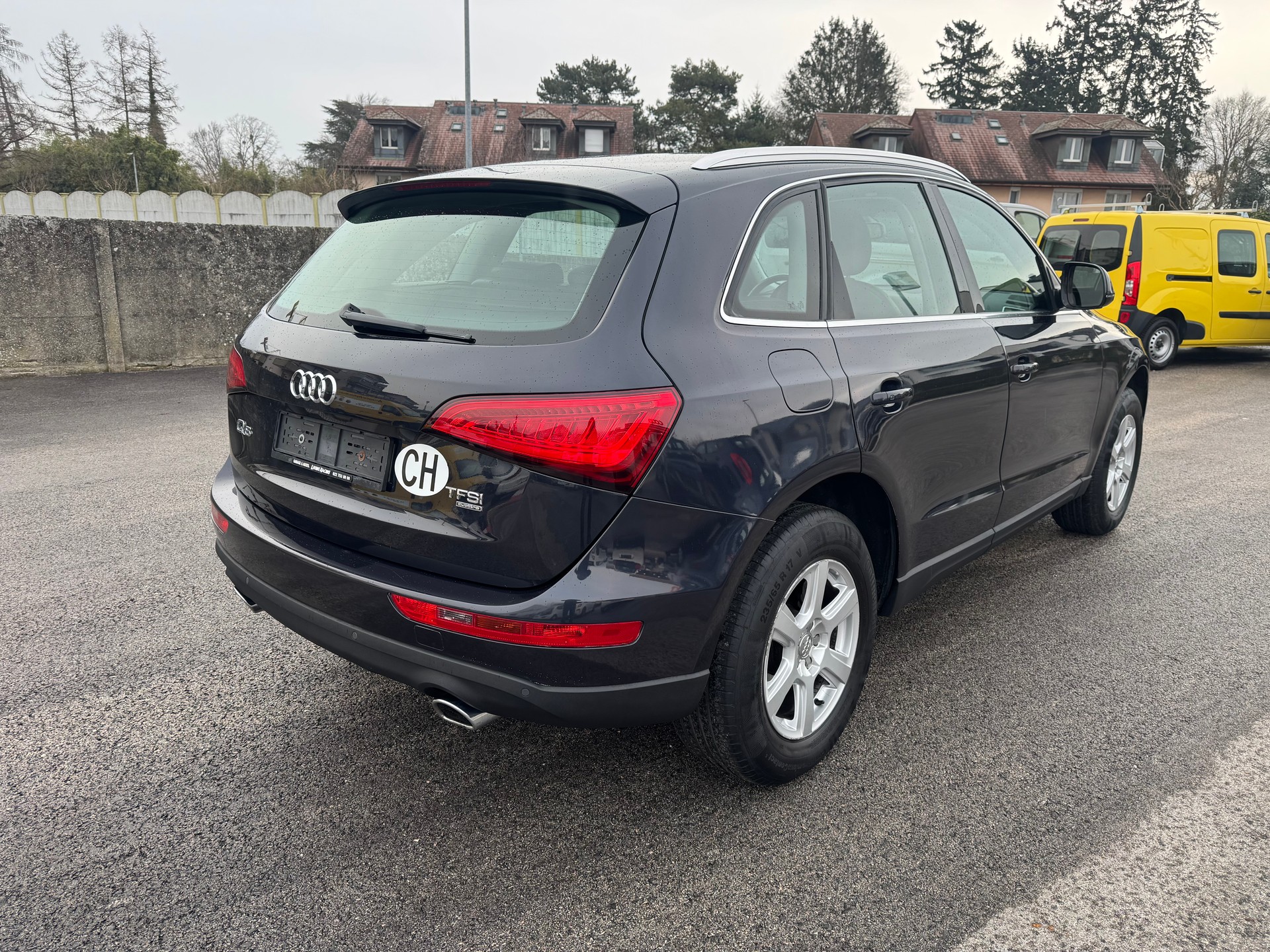 AUDI Q5 2.0 TFSI quattro tiptronic-image-5