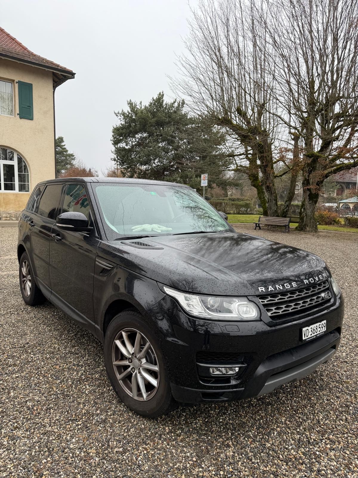 LAND ROVER Range Rover Sport 3.0 TDV6 SE Automatic-image-0
