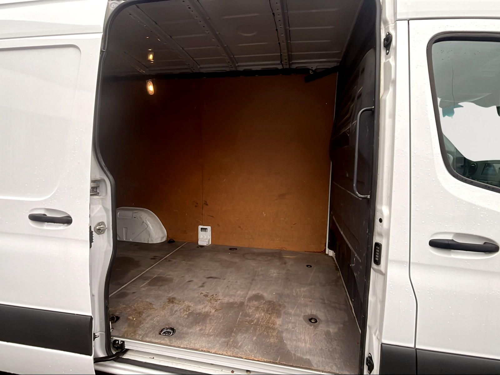 MERCEDES-BENZ 314 CDI-image-6