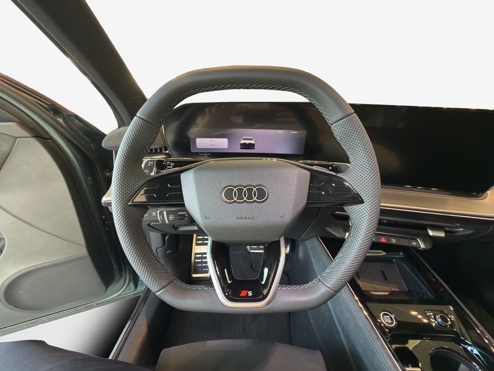 AUDI Q3 SUV 110 kW TFSI S tronic-image-9