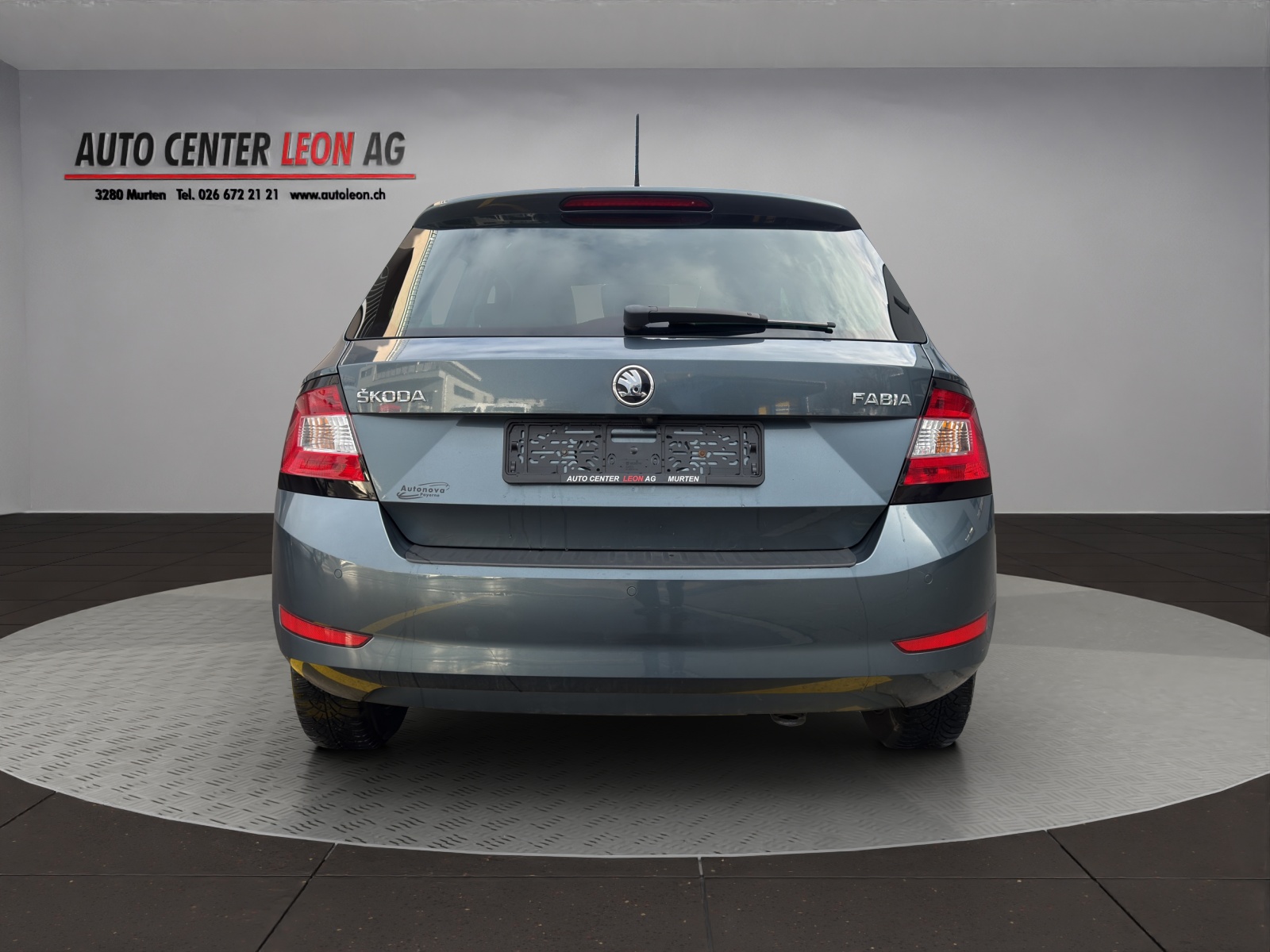 SKODA Fabia 1.0 TSI Ambition DSG-image-4