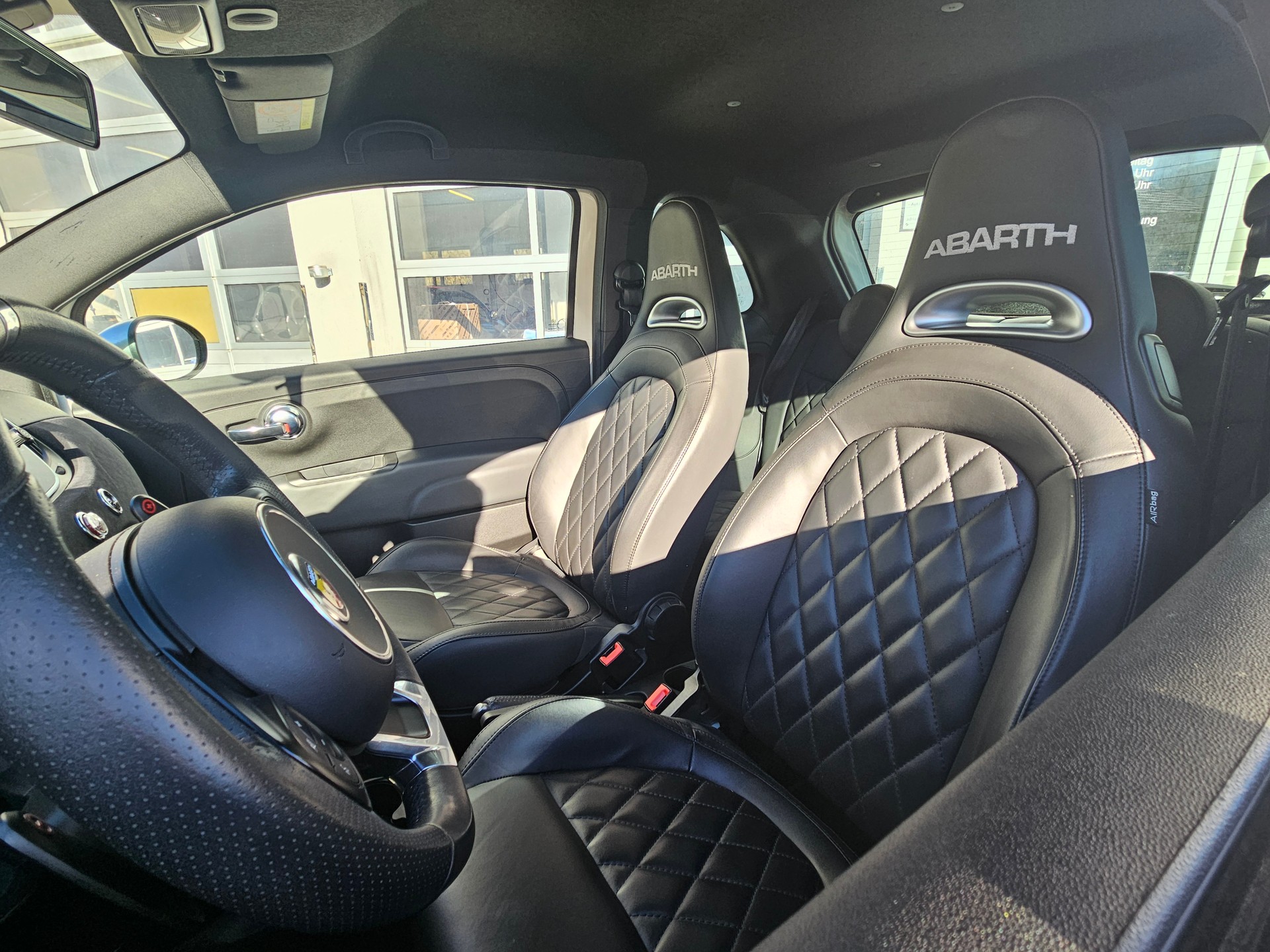 FIAT 595 1.4 16V Turbo Abarth Turismo-image-4