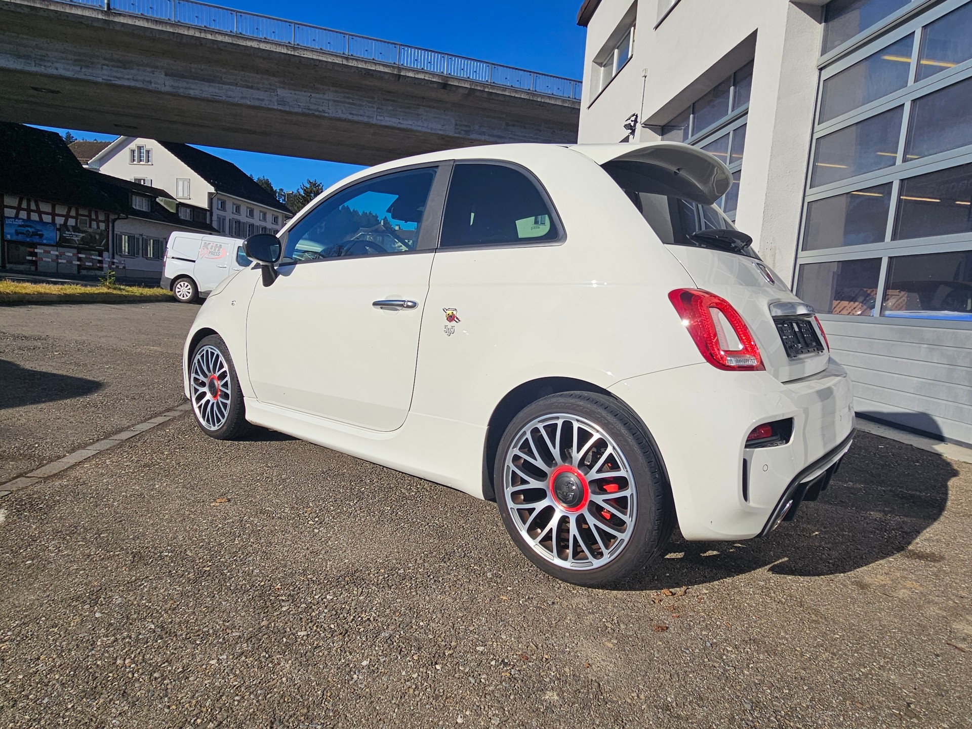 FIAT 595 1.4 16V Turbo Abarth Turismo-image-9