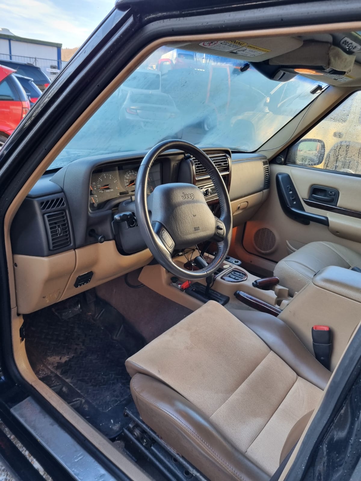 JEEP Cherokee 4.0 Limited Freedom-image-9
