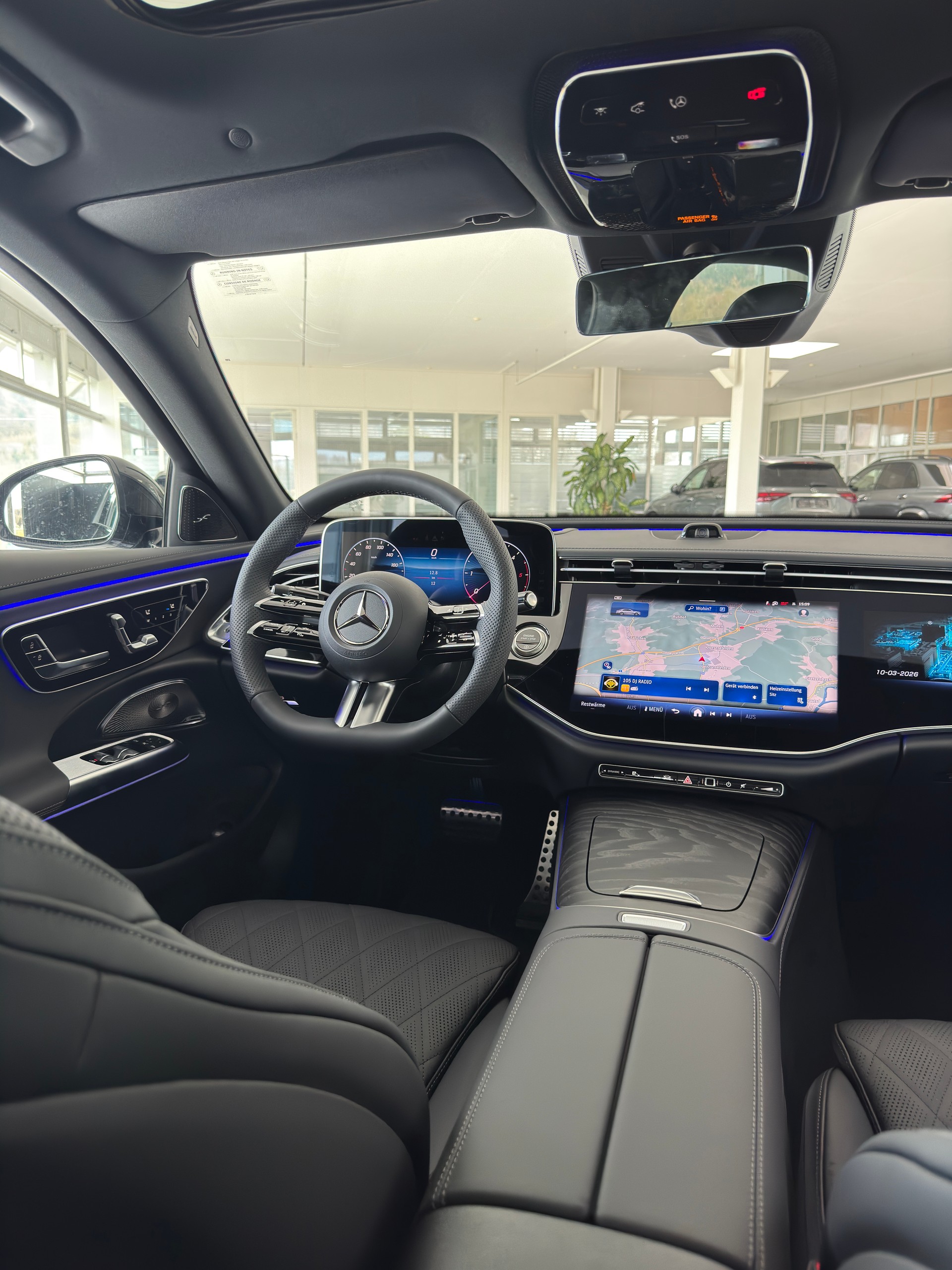 MERCEDES-BENZ E 220 d 4MATIC Limousine-image-10