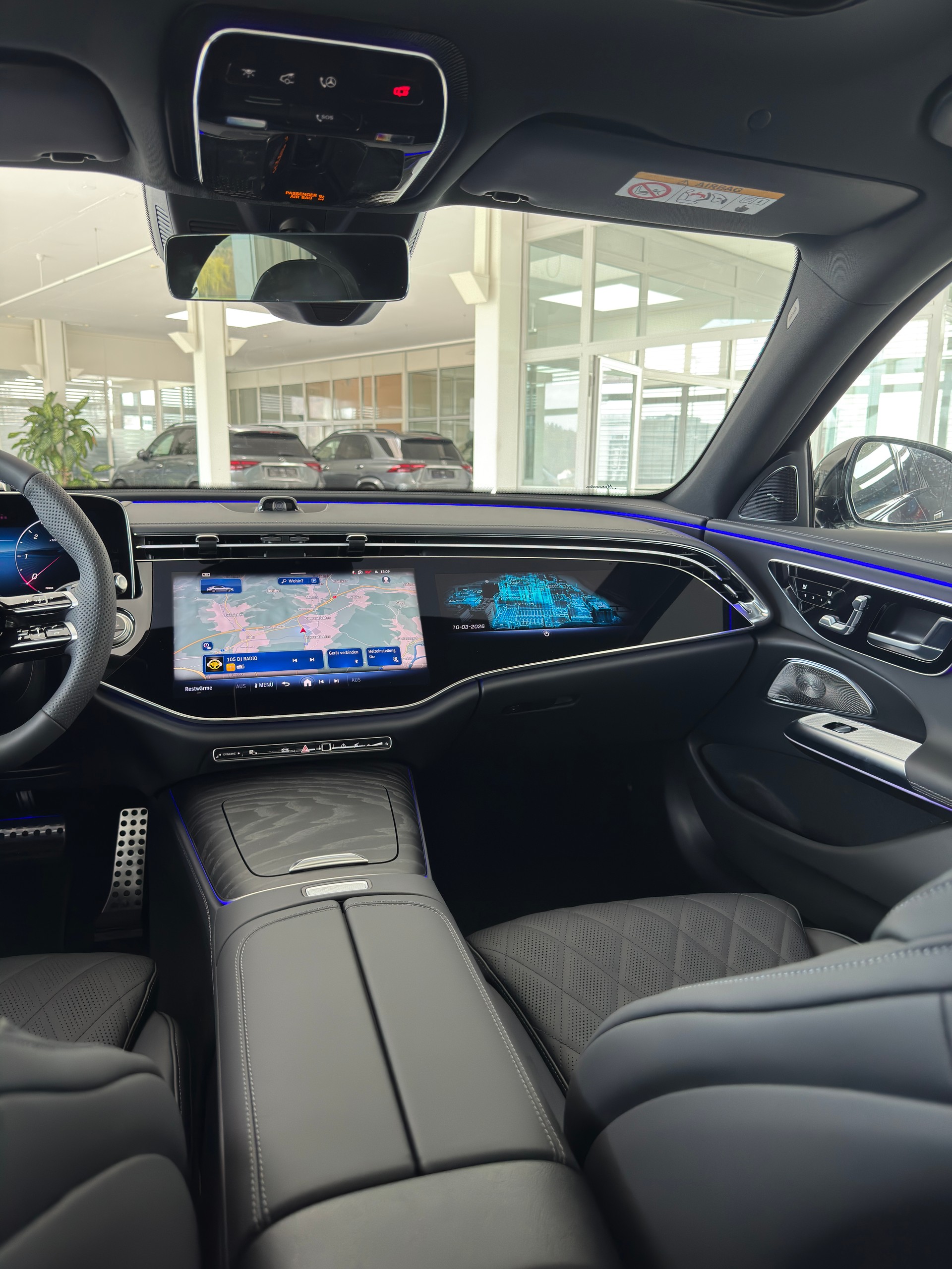 MERCEDES-BENZ E 220 d 4MATIC Limousine-image-11